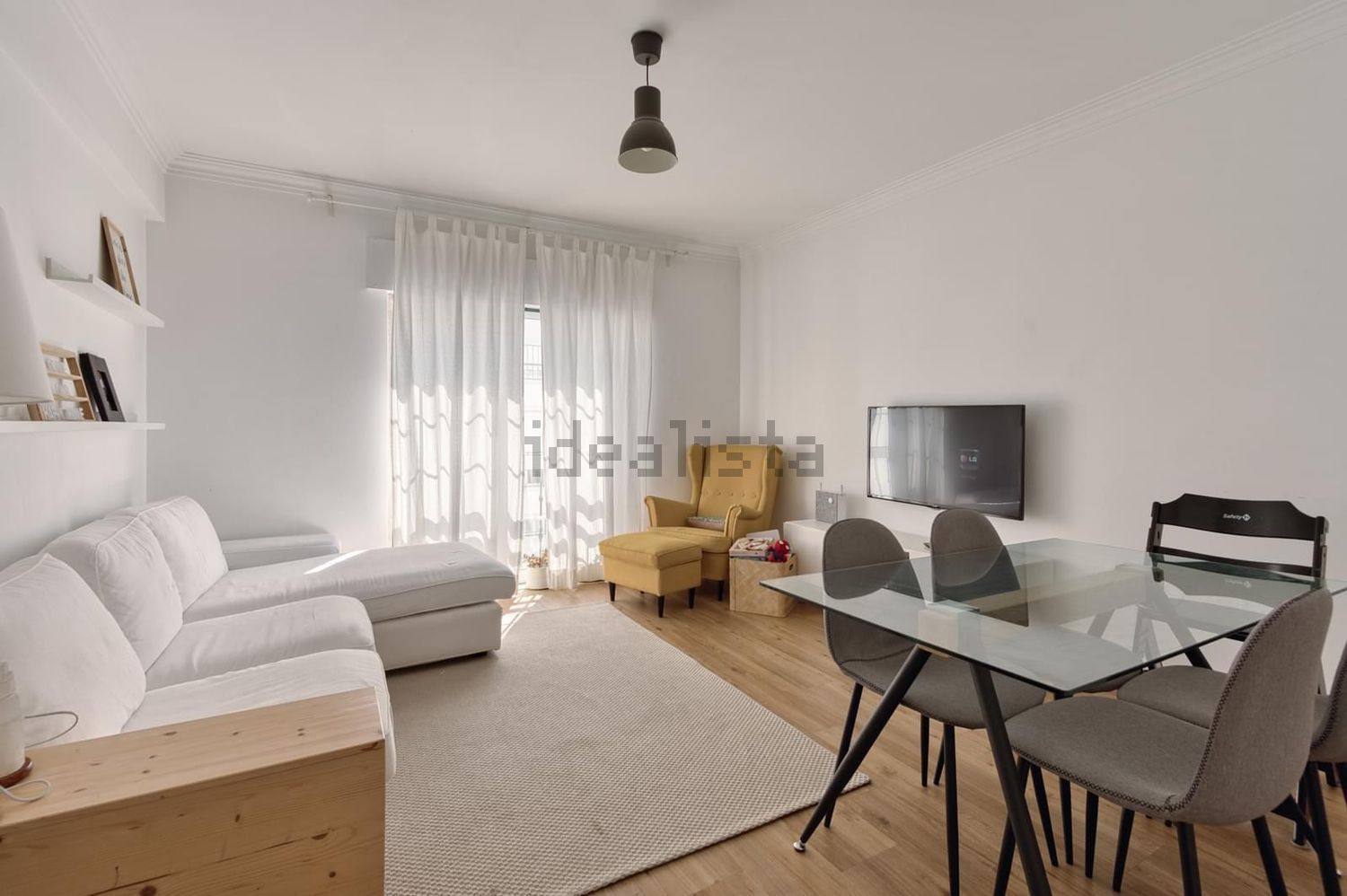 出租公寓 t3在Estrada Principal do Outeiro - 客厅