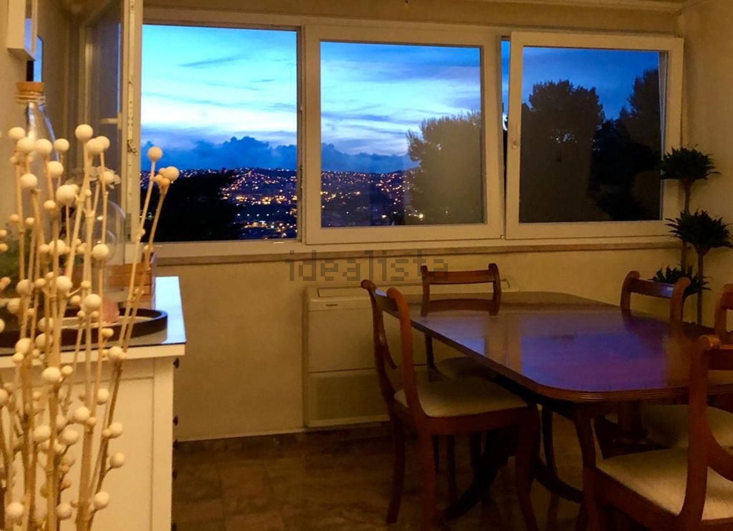 公寓 t3出售在Alameda António Sérgio, 7 - 客厅