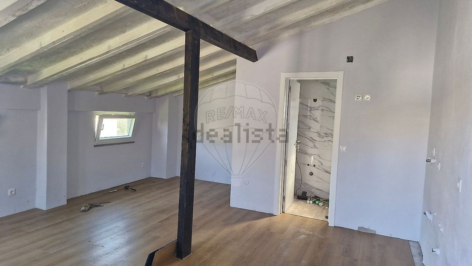 小楼房或独栋别墅出售N116 - 照片