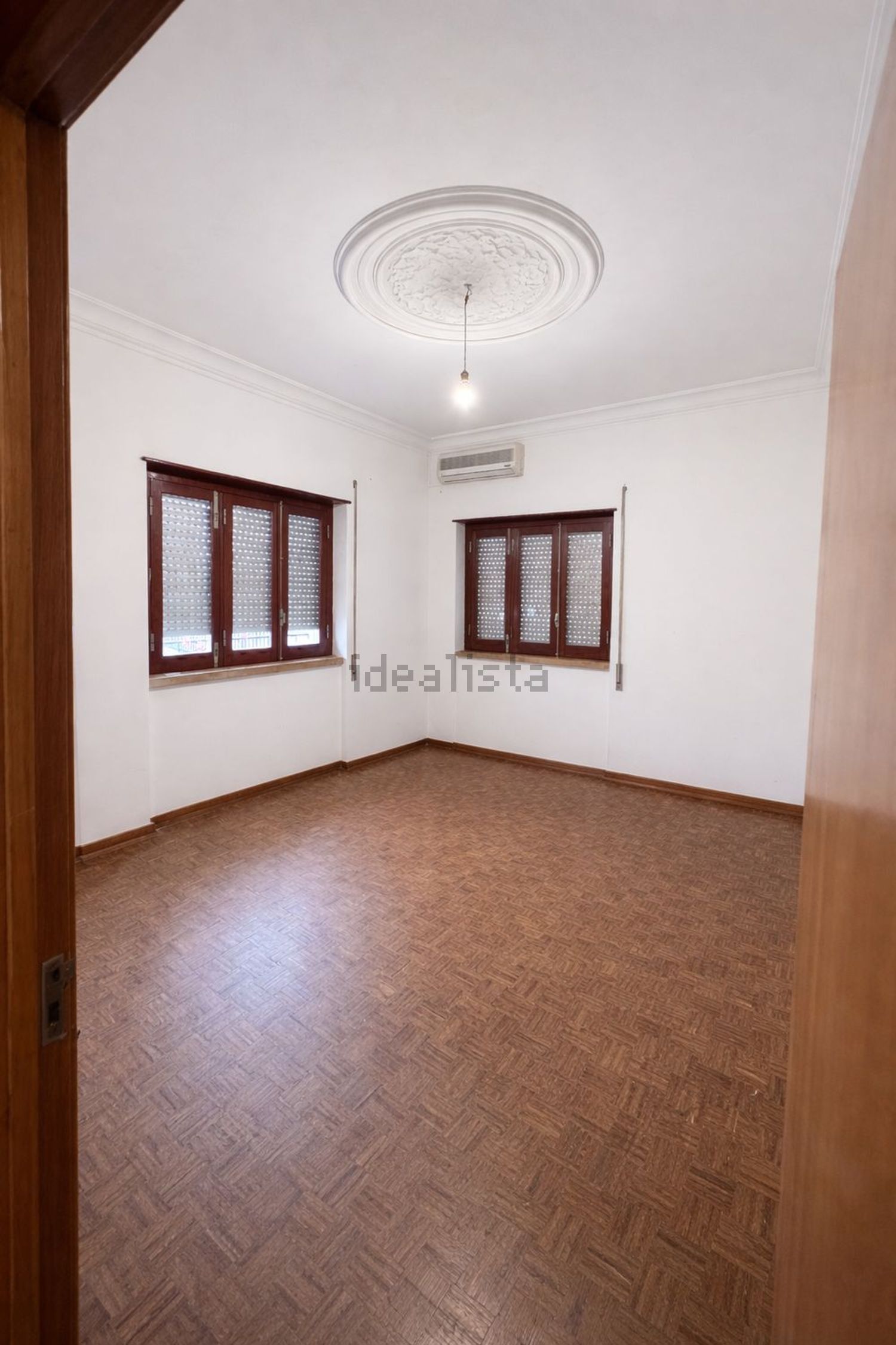 出租小楼房或独栋别墅在Rua Afonso de Albuquerque, 48 - 居住