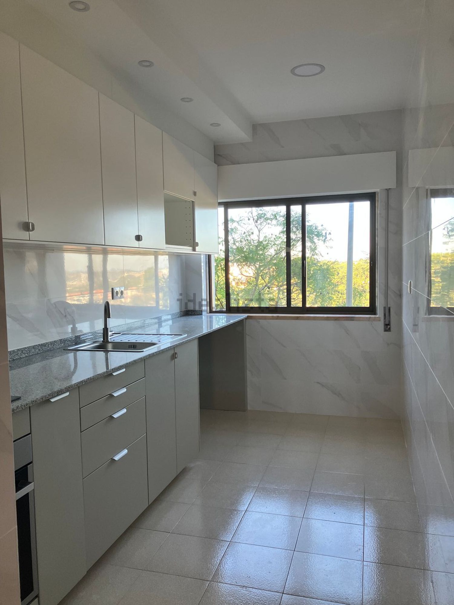 出租公寓 t2在Rua São Tomé e Principe, 3 M - 厨房