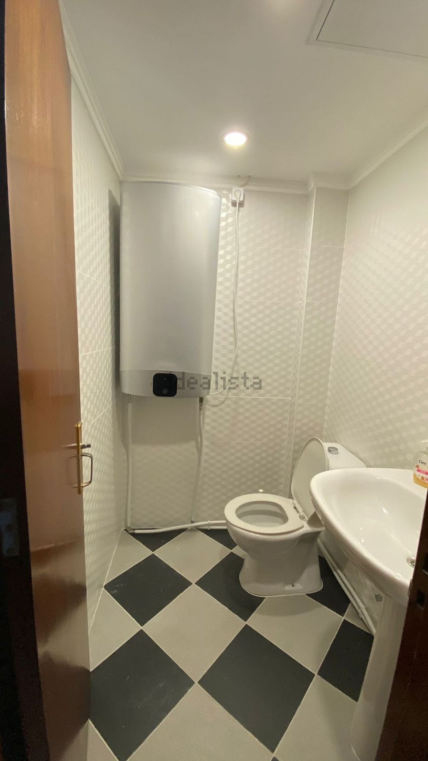 出租房间在Rua General Humberto Delgado, 28 n - 卫生间