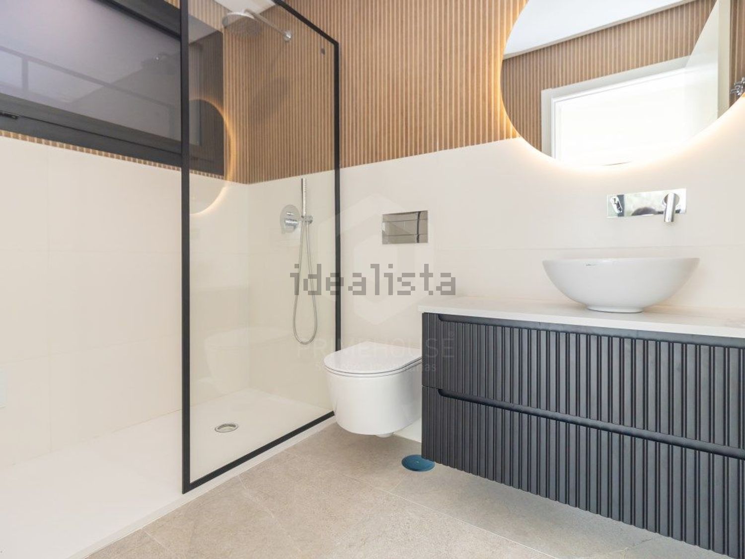 小楼房或独栋别墅出售在Rua da Vinha, 3 a - 卫生间