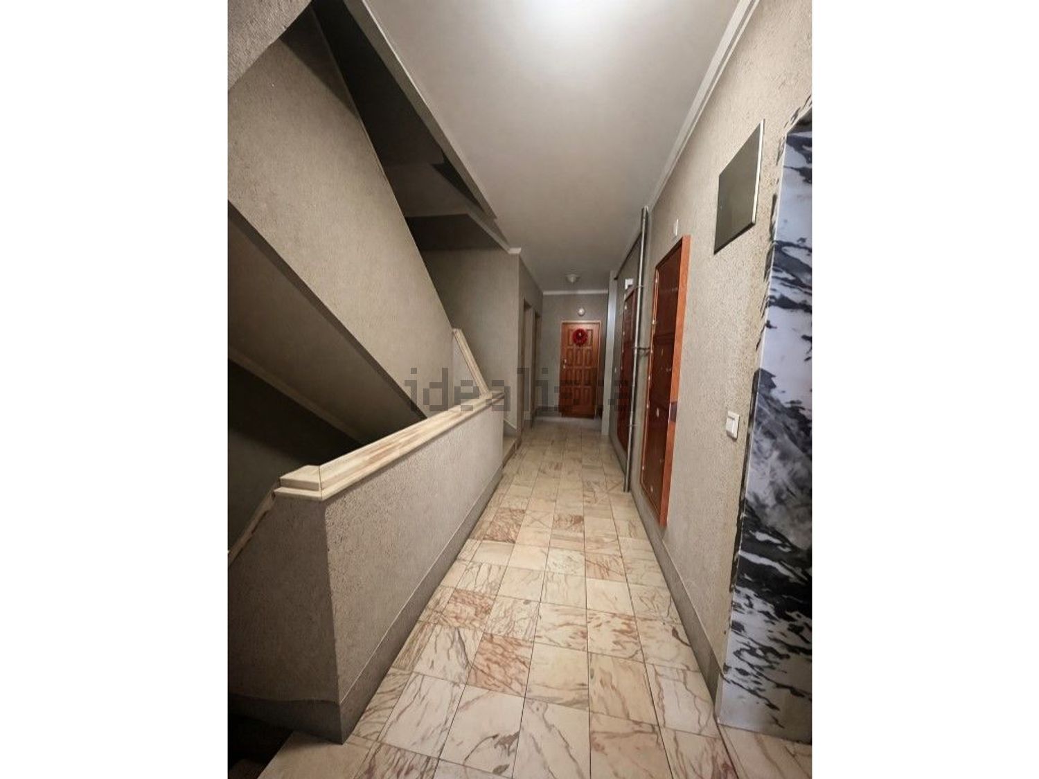 公寓 t3出售在Praceta Gomes Eanes de Zurara - 过道