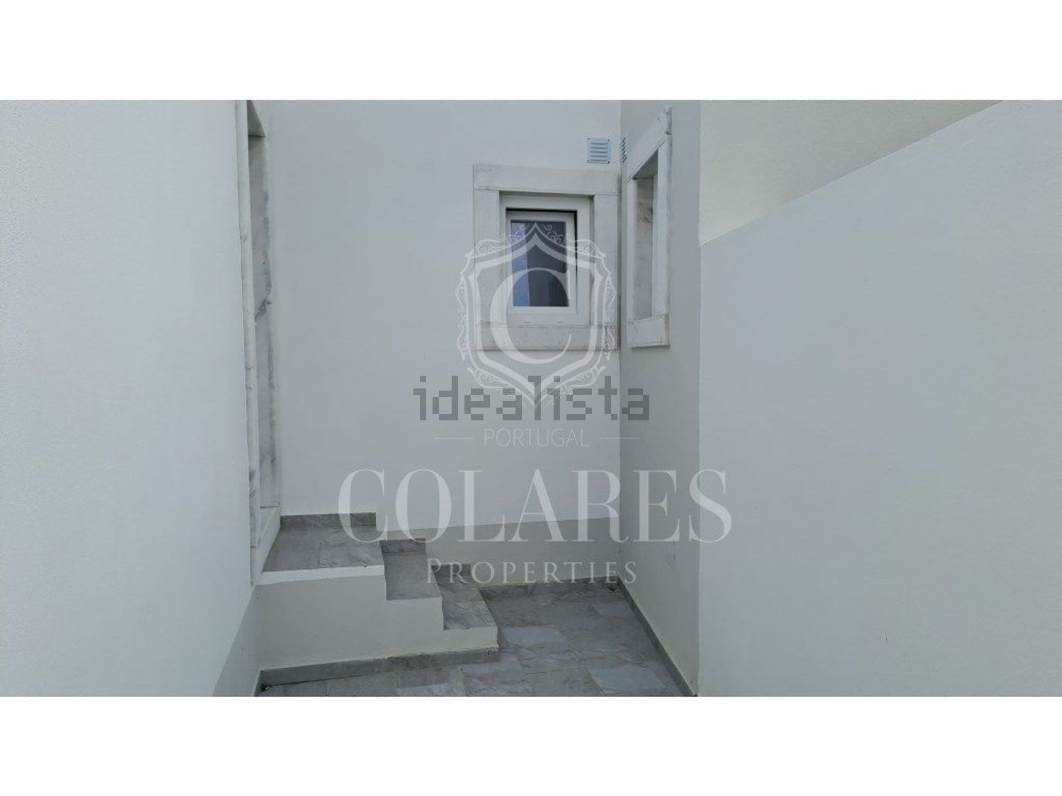 出租双拼别墅在Almoçageme - Penedo - 过道