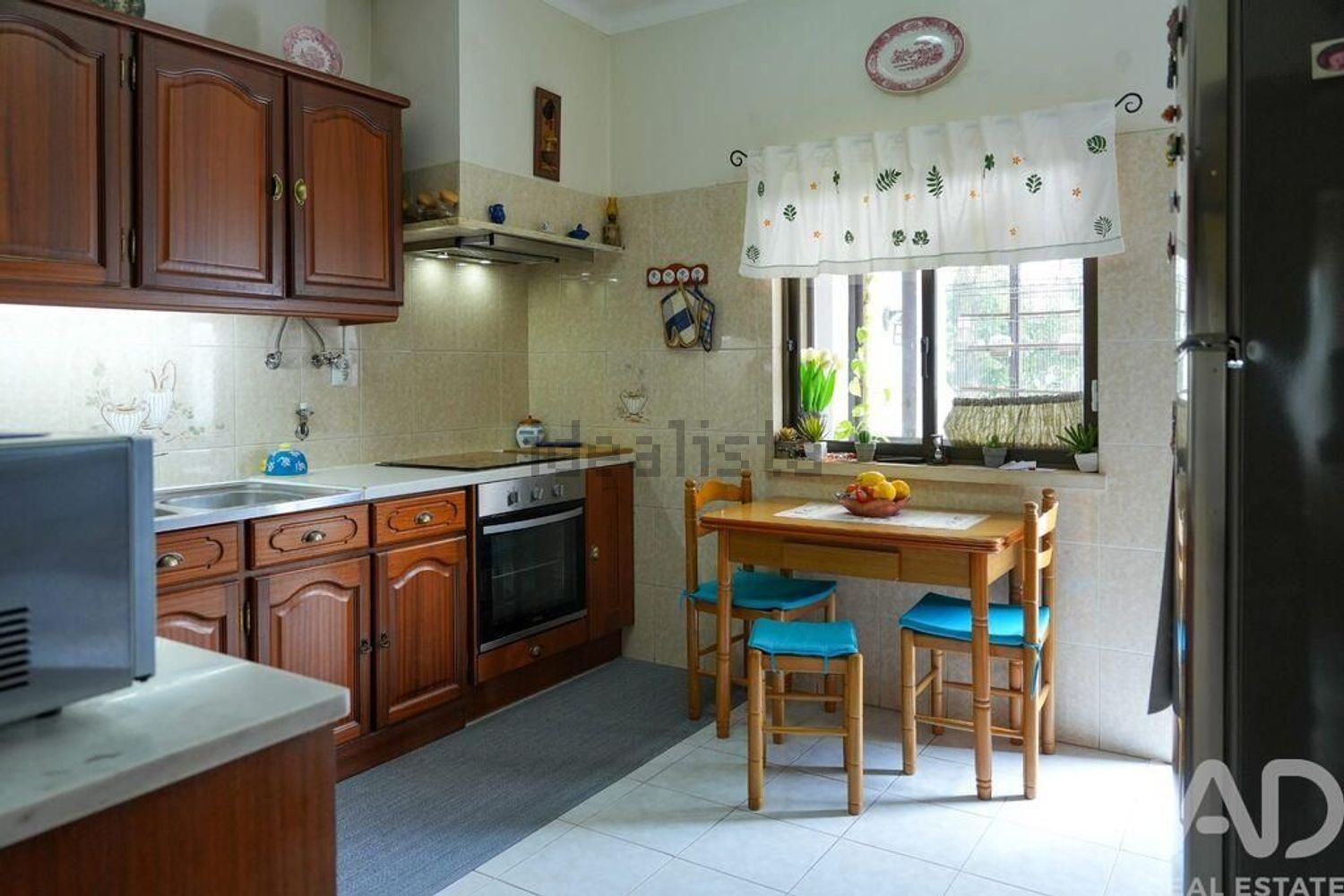 小楼房或独栋别墅出售在Carregado e Cadafais - 厨房