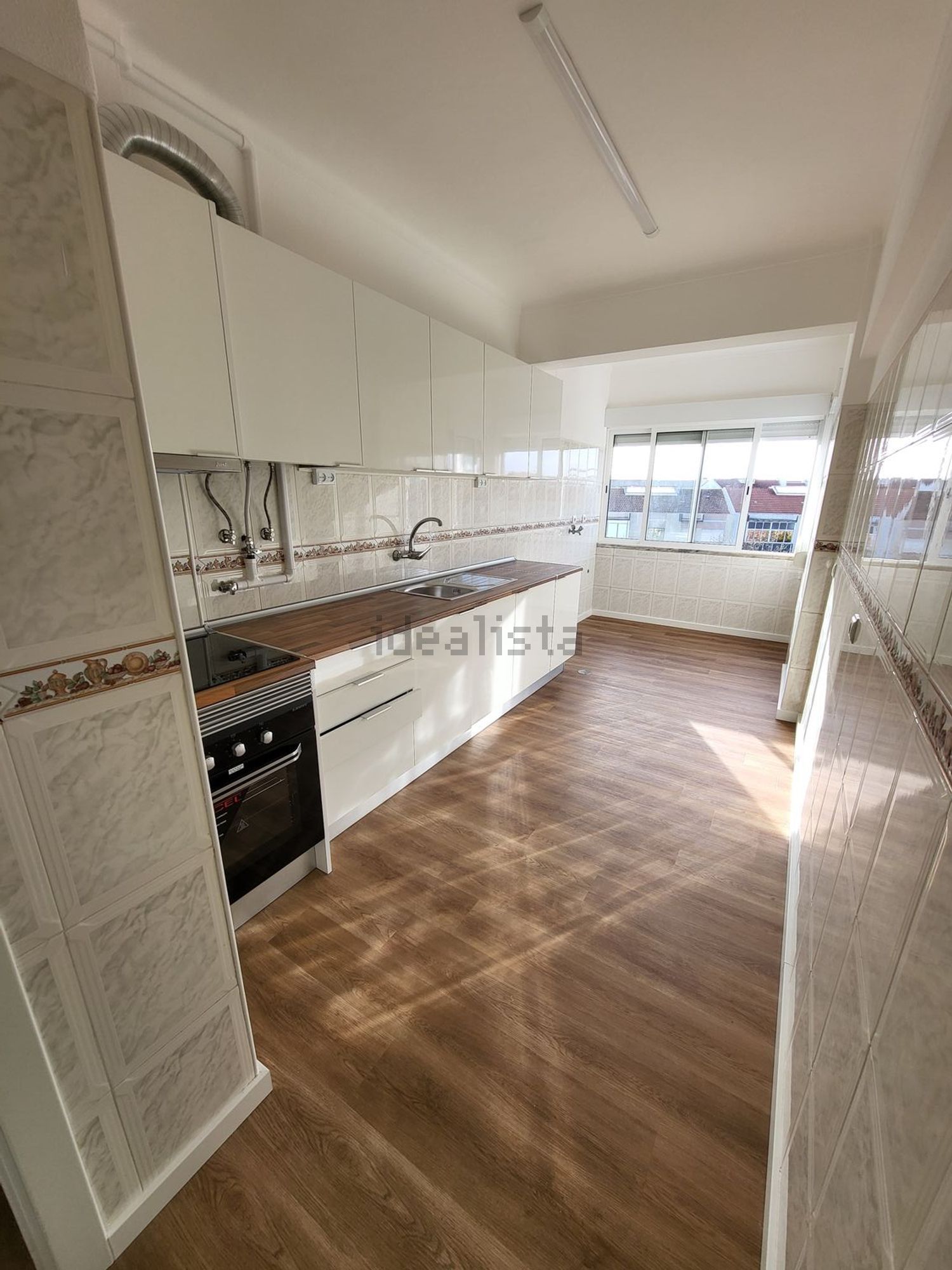 出租公寓 t2在Rua da Cidade de Lisboa, 10 - 厨房