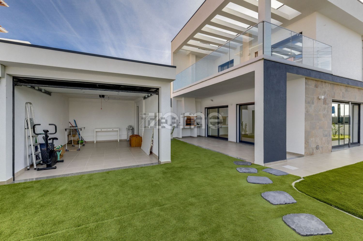 出租双拼别墅在Rua Portelas, 47 a - 花园