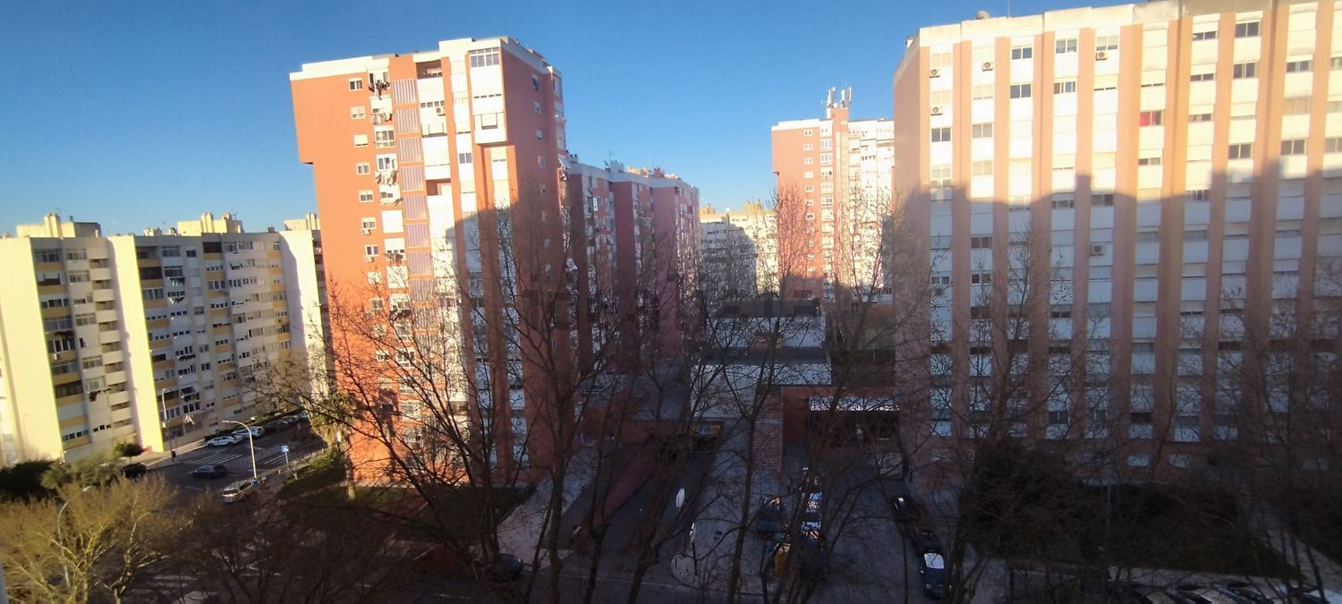 出租房间在Rua Capitães de Abril, 37 - 视线