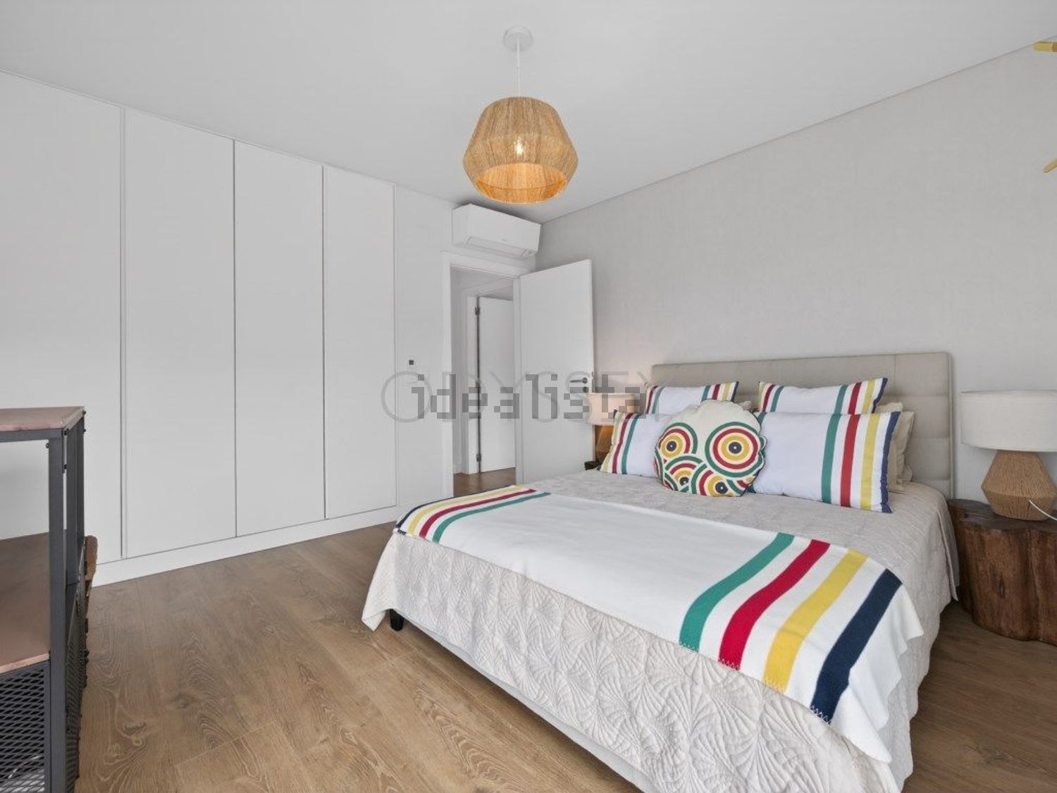 小楼房或独栋别墅出售在Rua da Colina - 卧室