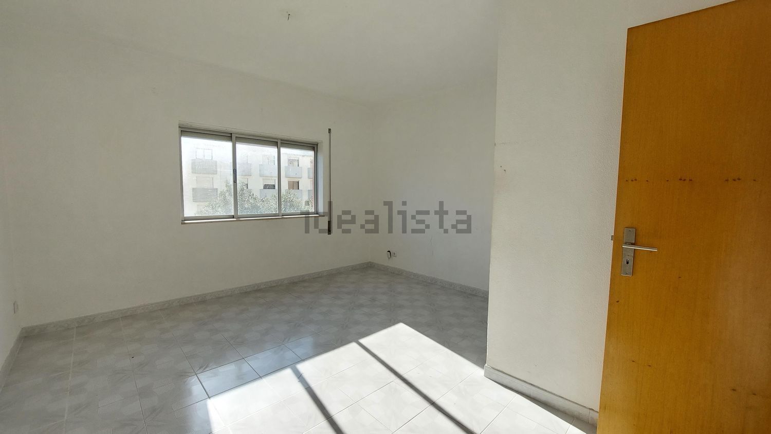 公寓 t2出售在Rua do Alecrim - 餐厅