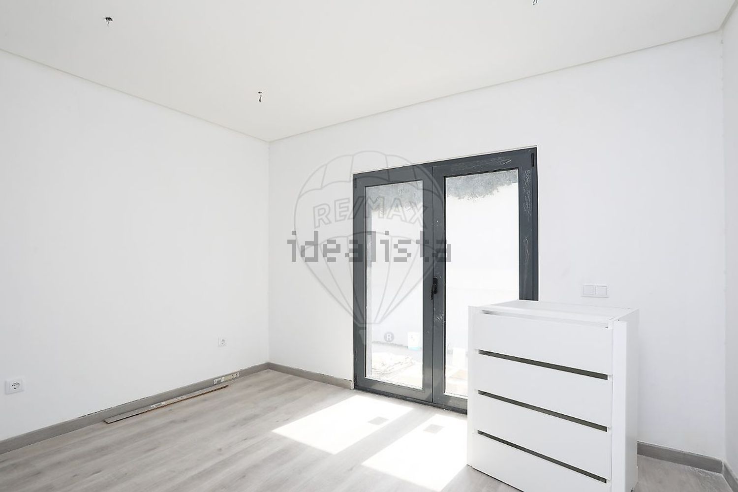 小楼房或独栋别墅出售在Rua das Flores - 照片