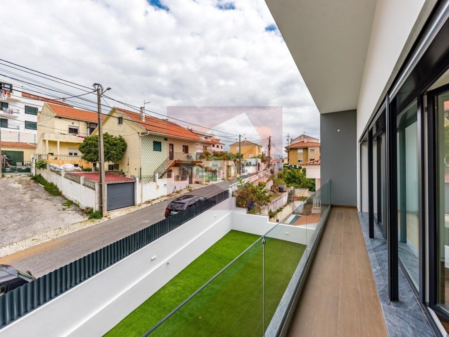 小楼房或独栋别墅出售在Pontinha e Famões - 露台