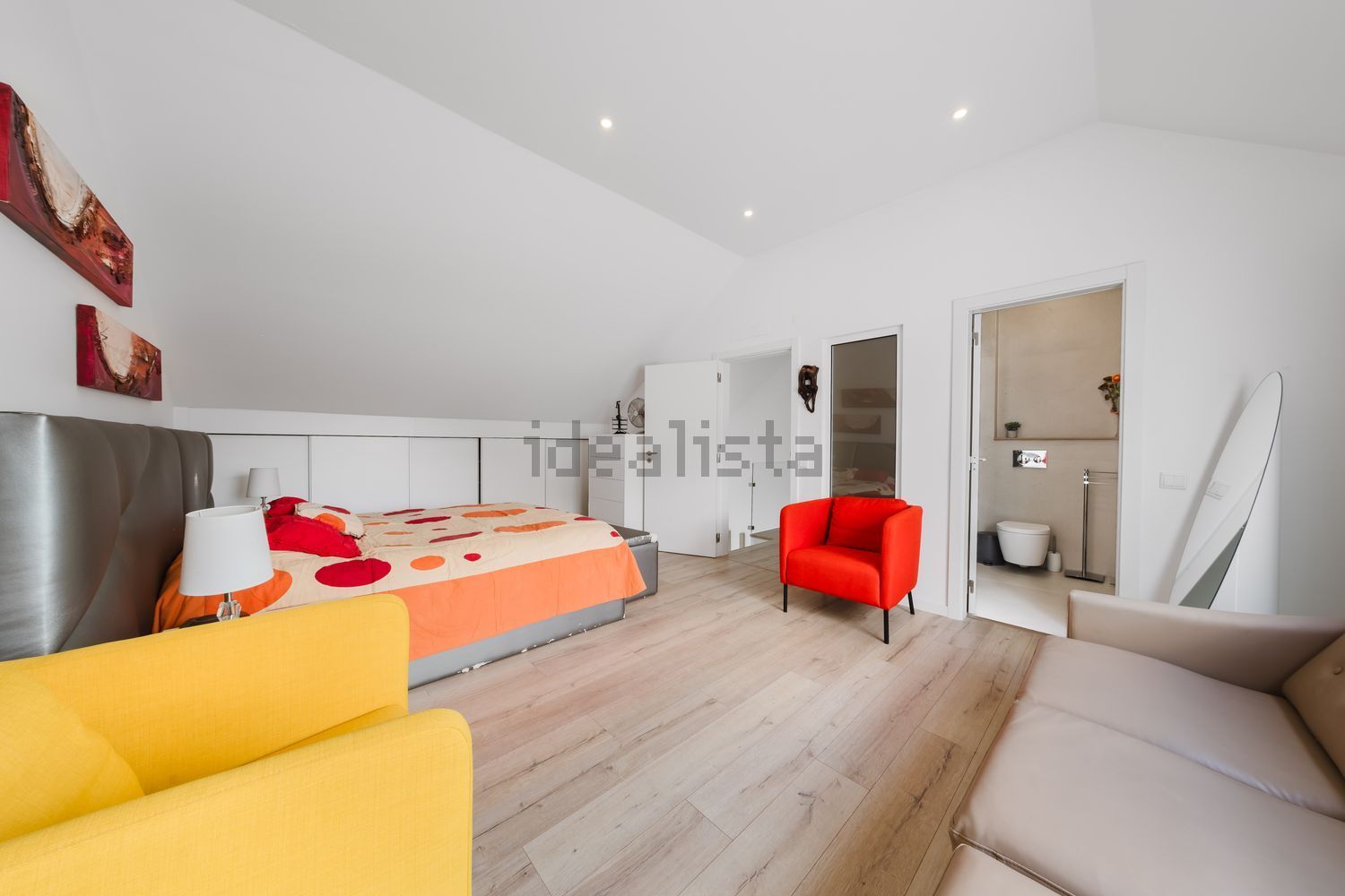 小楼房或独栋别墅出售在Redondos - 卧室