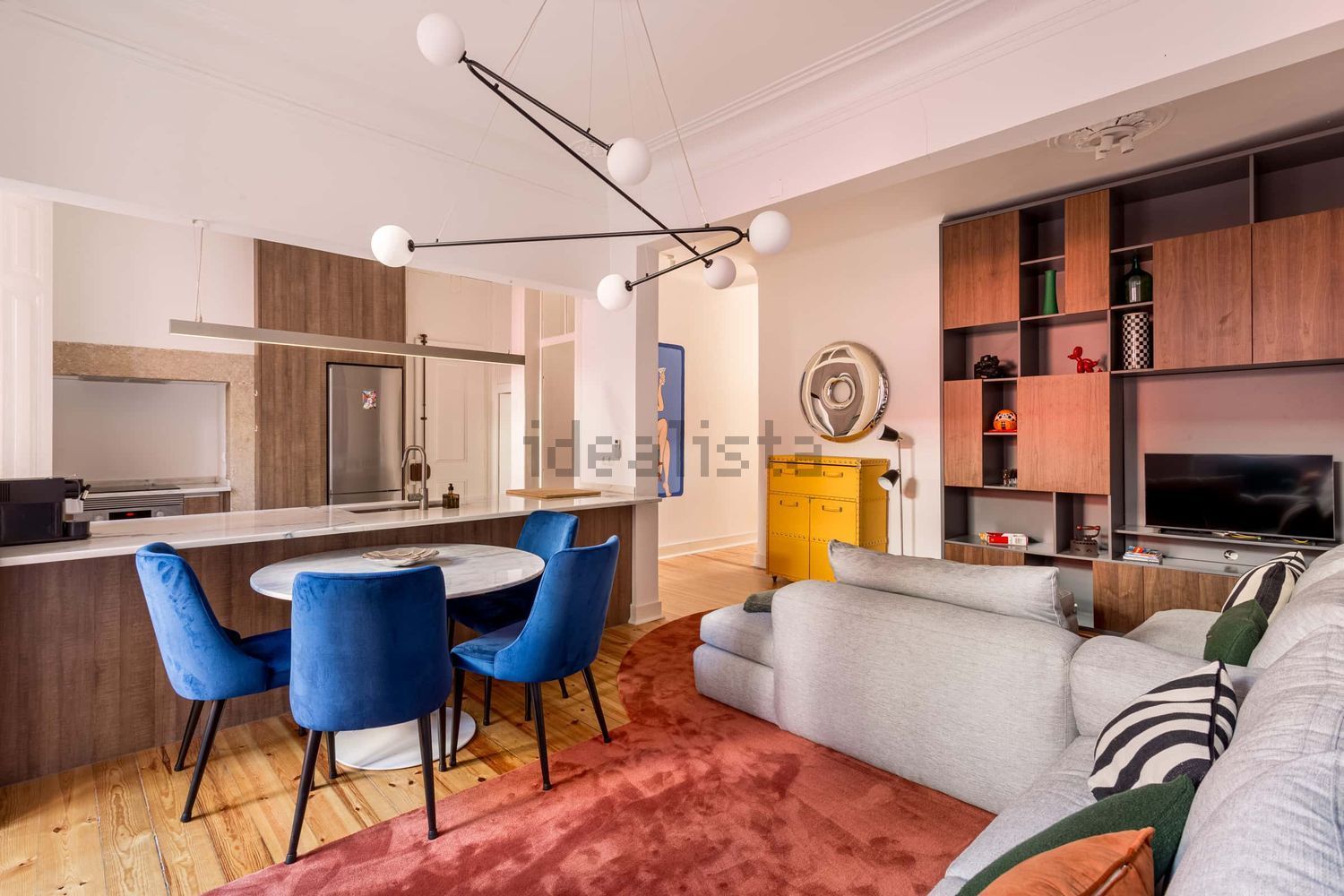 出租公寓 t2在Rua da Voz do Operário, 50 - 客厅