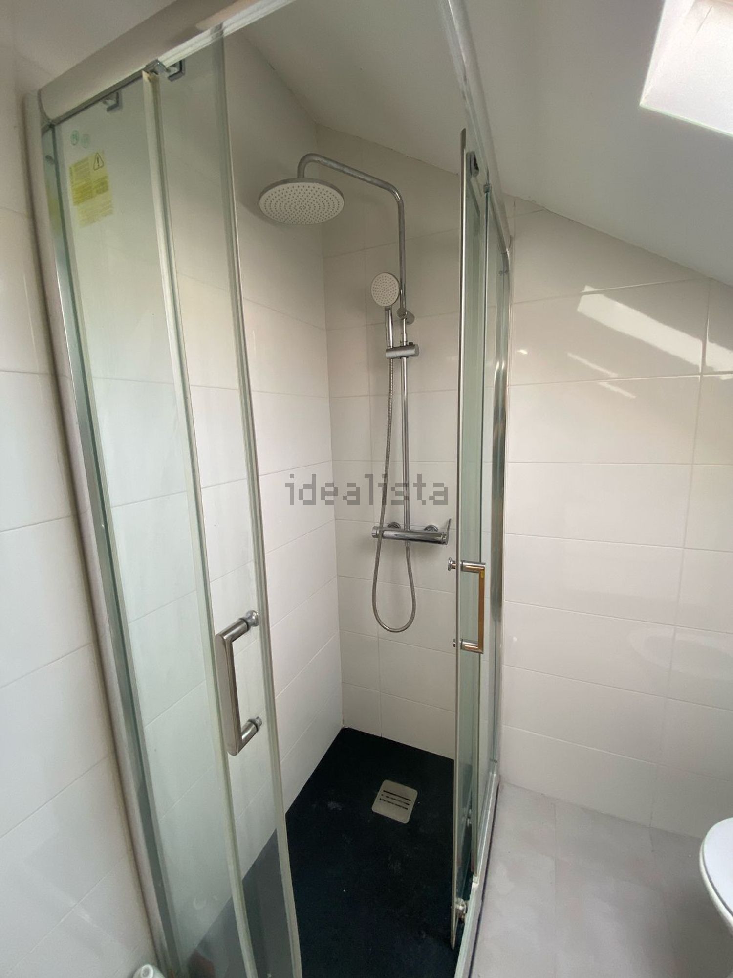 出租房间在Rua Dom Francisco Xavier de Noronha, 10 - 卫生间