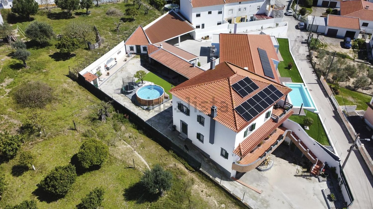 小楼房或独栋别墅出售在Avenida dos Clérigos - 外立面