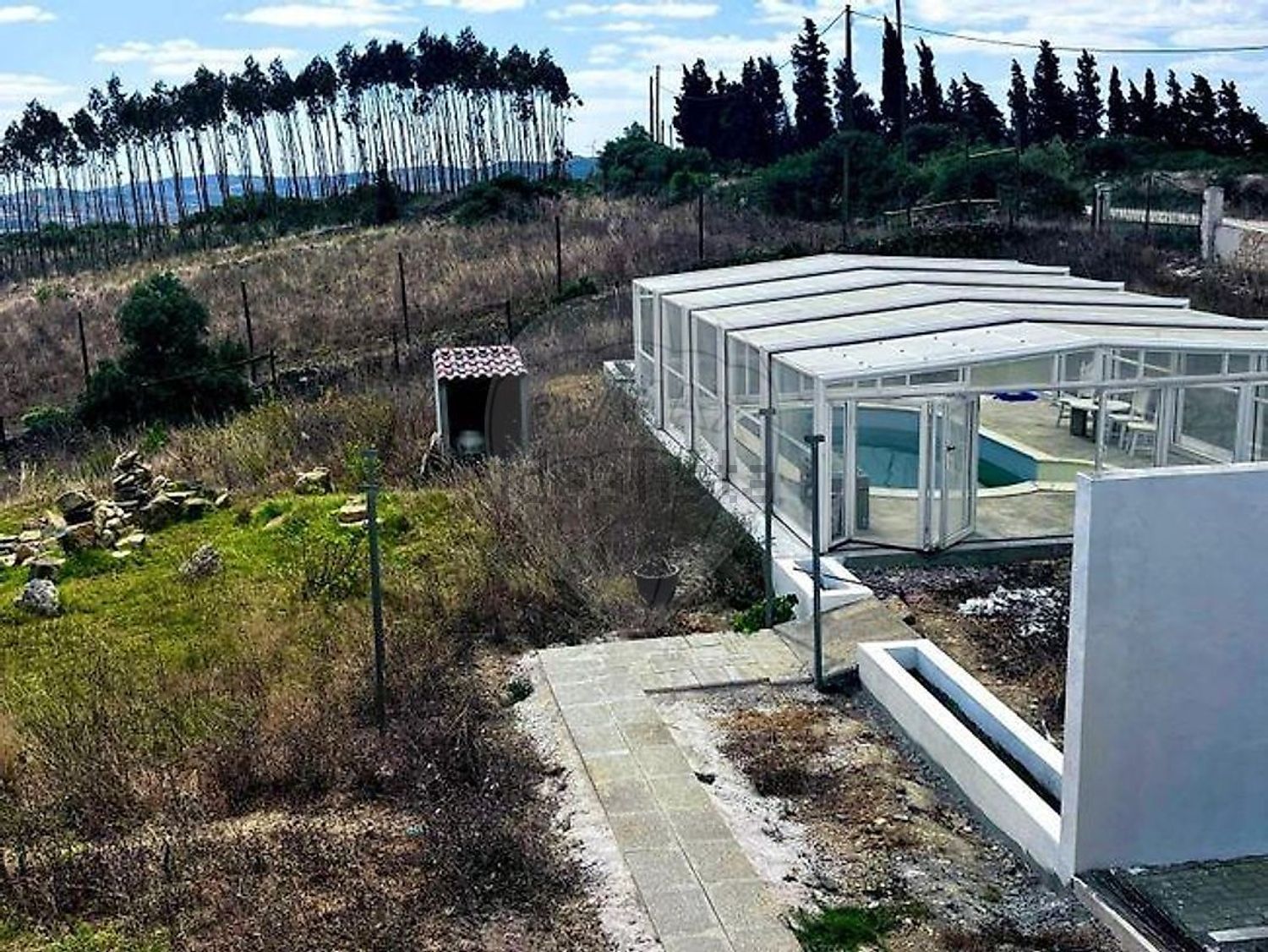 小楼房或独栋别墅出售在Rua do Cabeço - 外立面