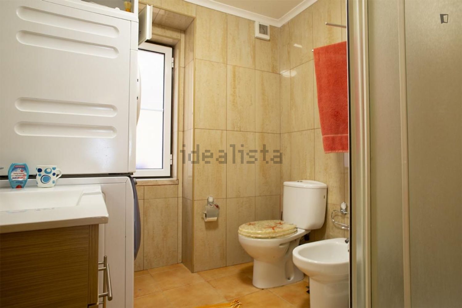 出租房间在Rua da Achada - 卫生间