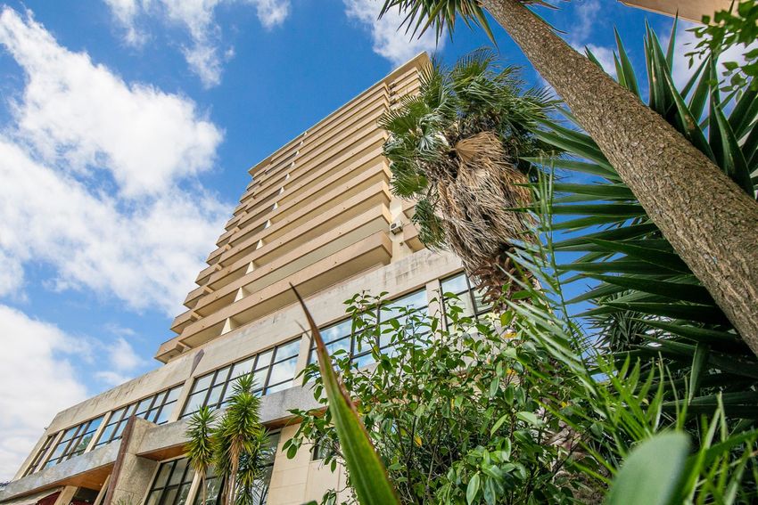 出租公寓 t4在Rua Major Neutel de Abreu