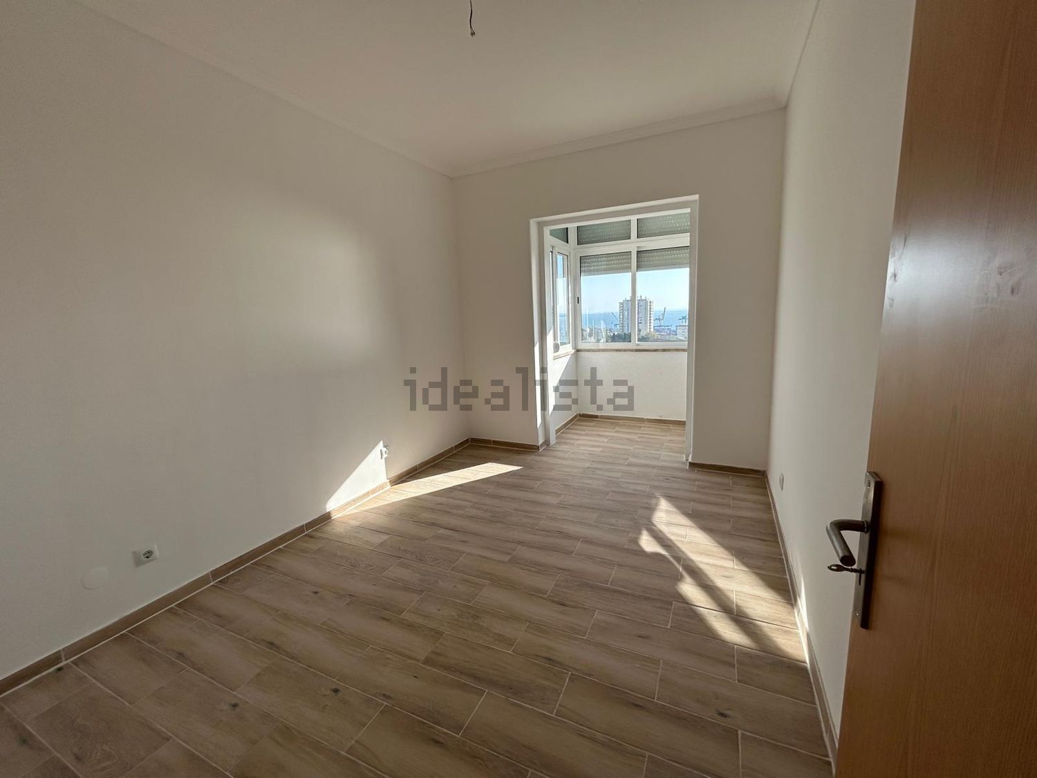 出租顶层公寓在Rua General Justiniano Padrel, 14 - 居住