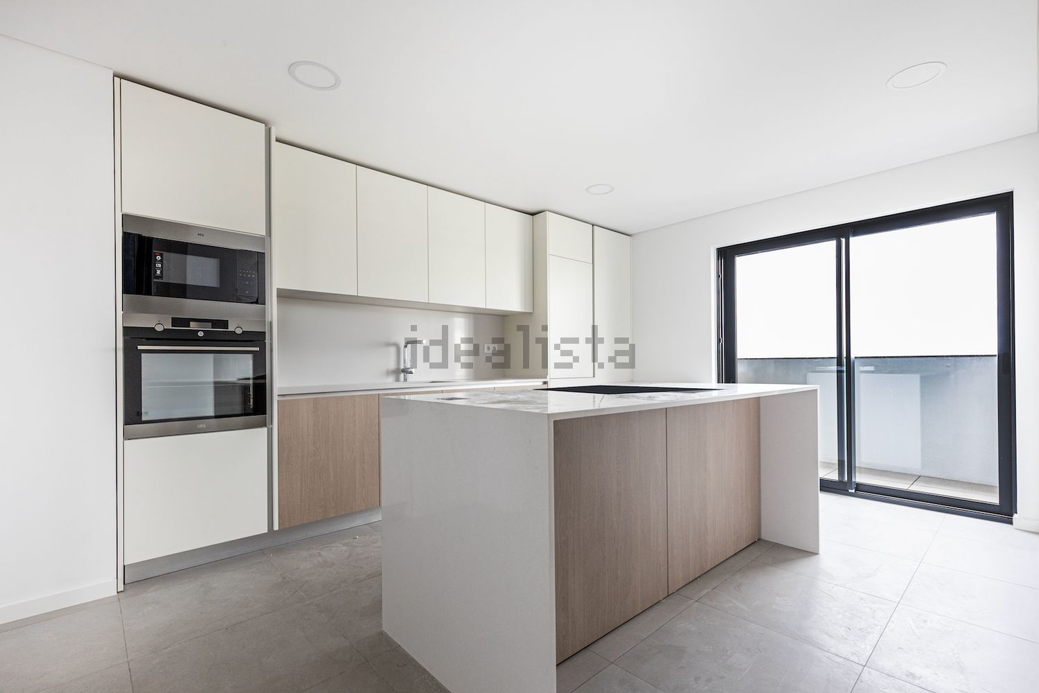 顶层公寓出售在Rua Nicolau Breyner, 9 - 厨房