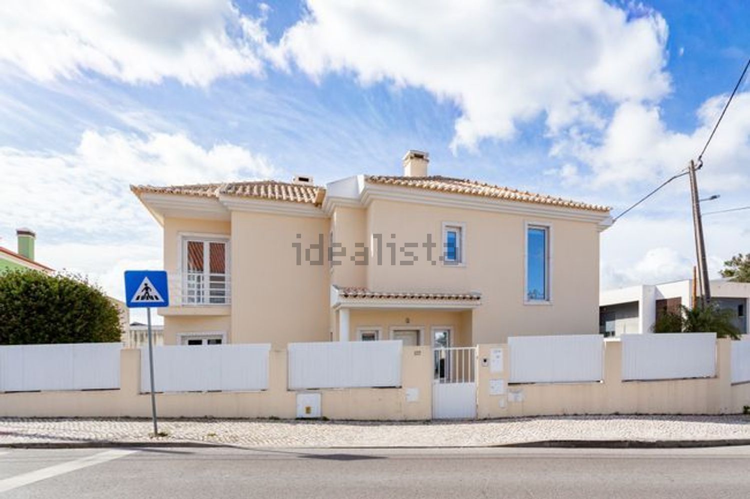 小楼房或独栋别墅出售在Travessa da Fé - 外立面