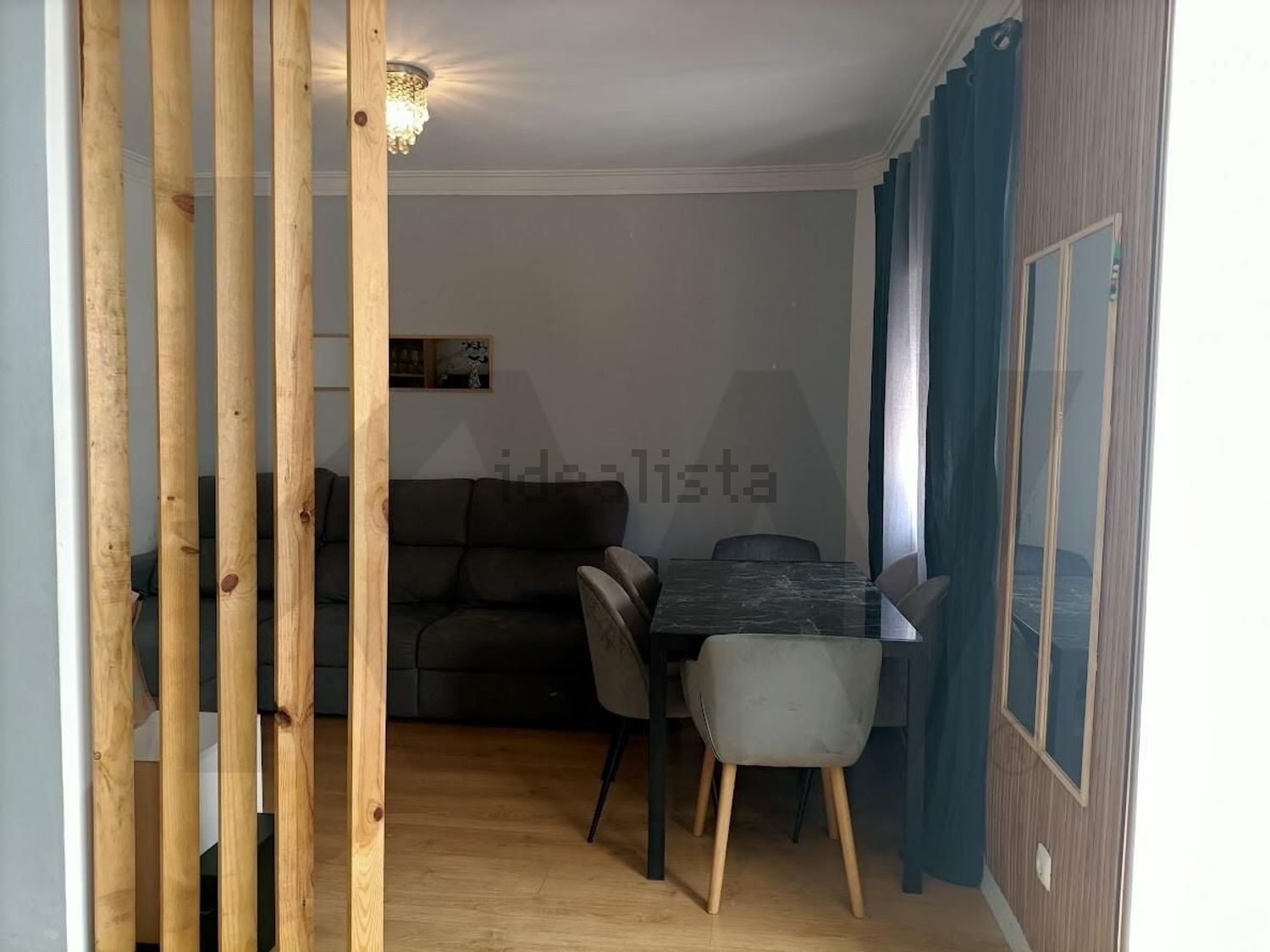 公寓 t2出售在Rua Azevedo Coutinho s/n - 客厅