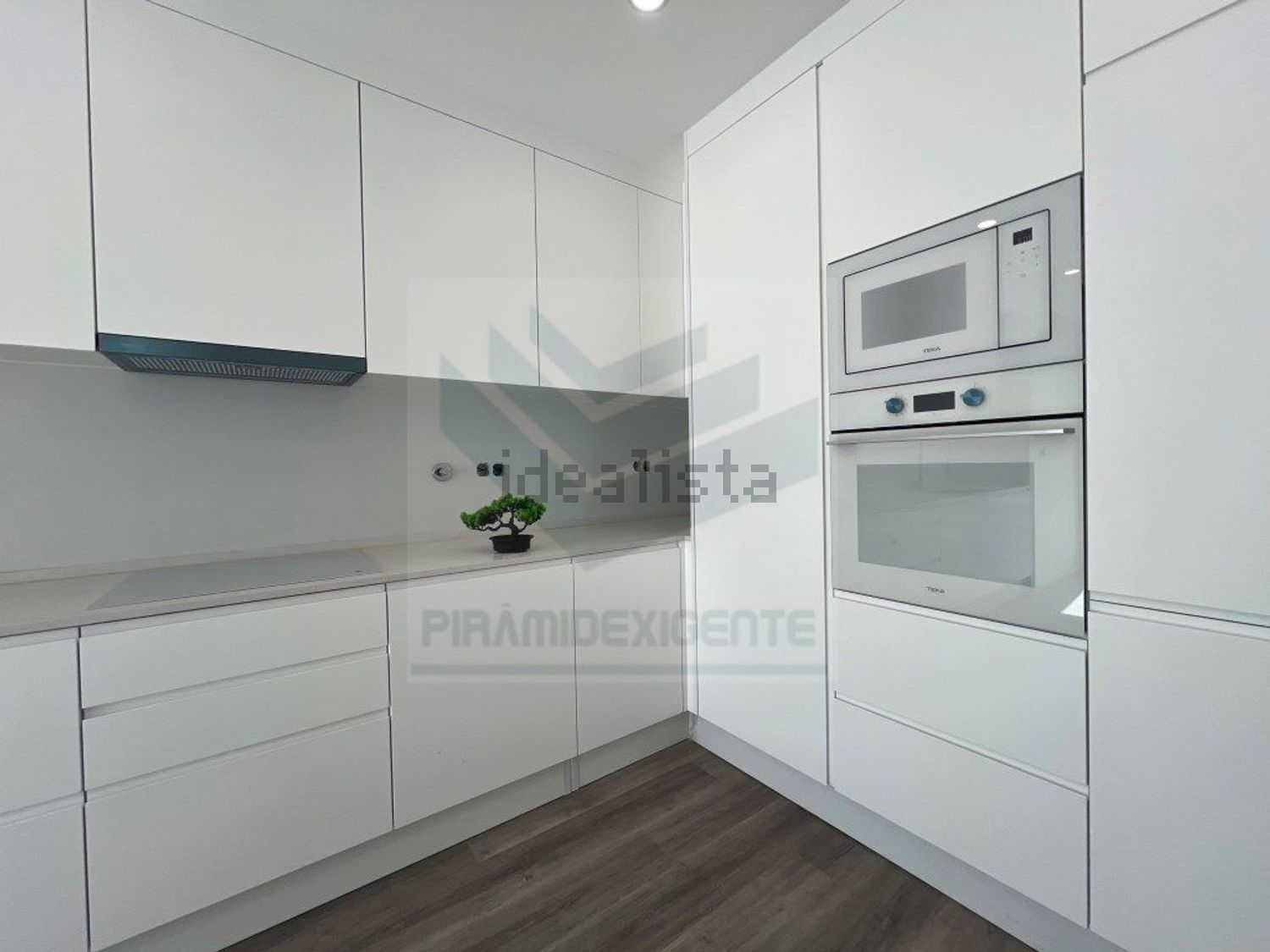 小楼房或独栋别墅出售在Moita - 厨房