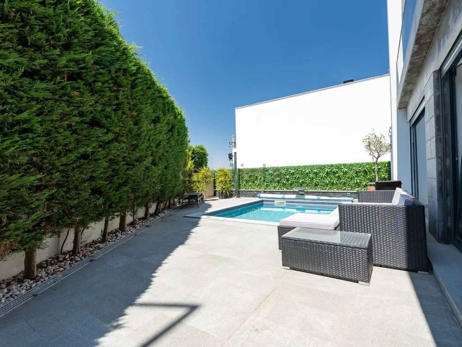 小楼房或独栋别墅出售在Rua dos Calços - 游泳池