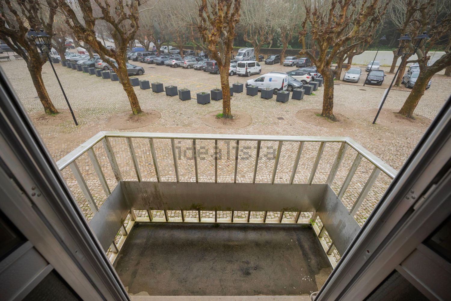 小楼房或独栋别墅出售在Praça Dom Fernando II, 6 - 阳台