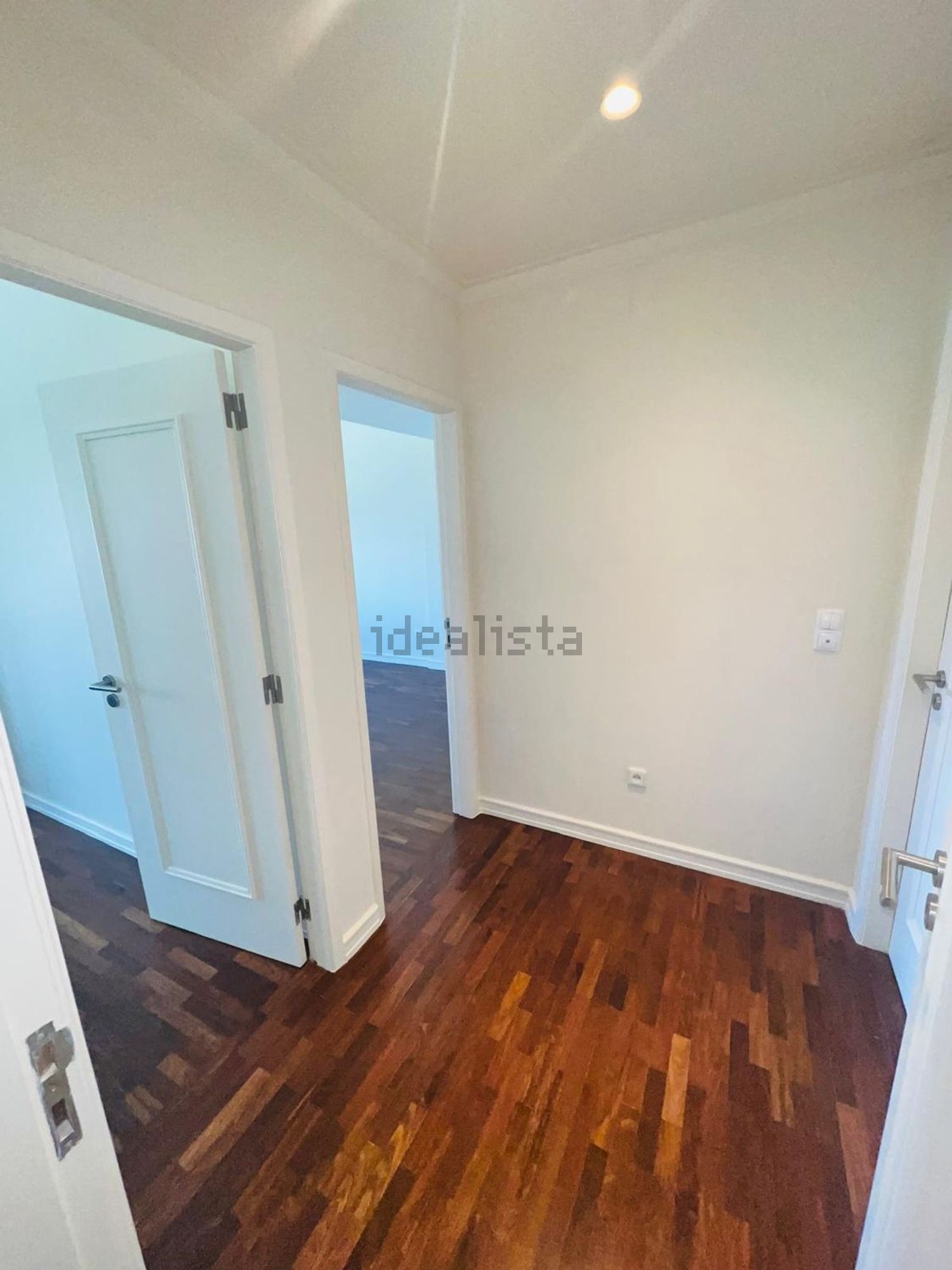 出租公寓 t3在Rua Alfredo Guisado, 14 - 前厅