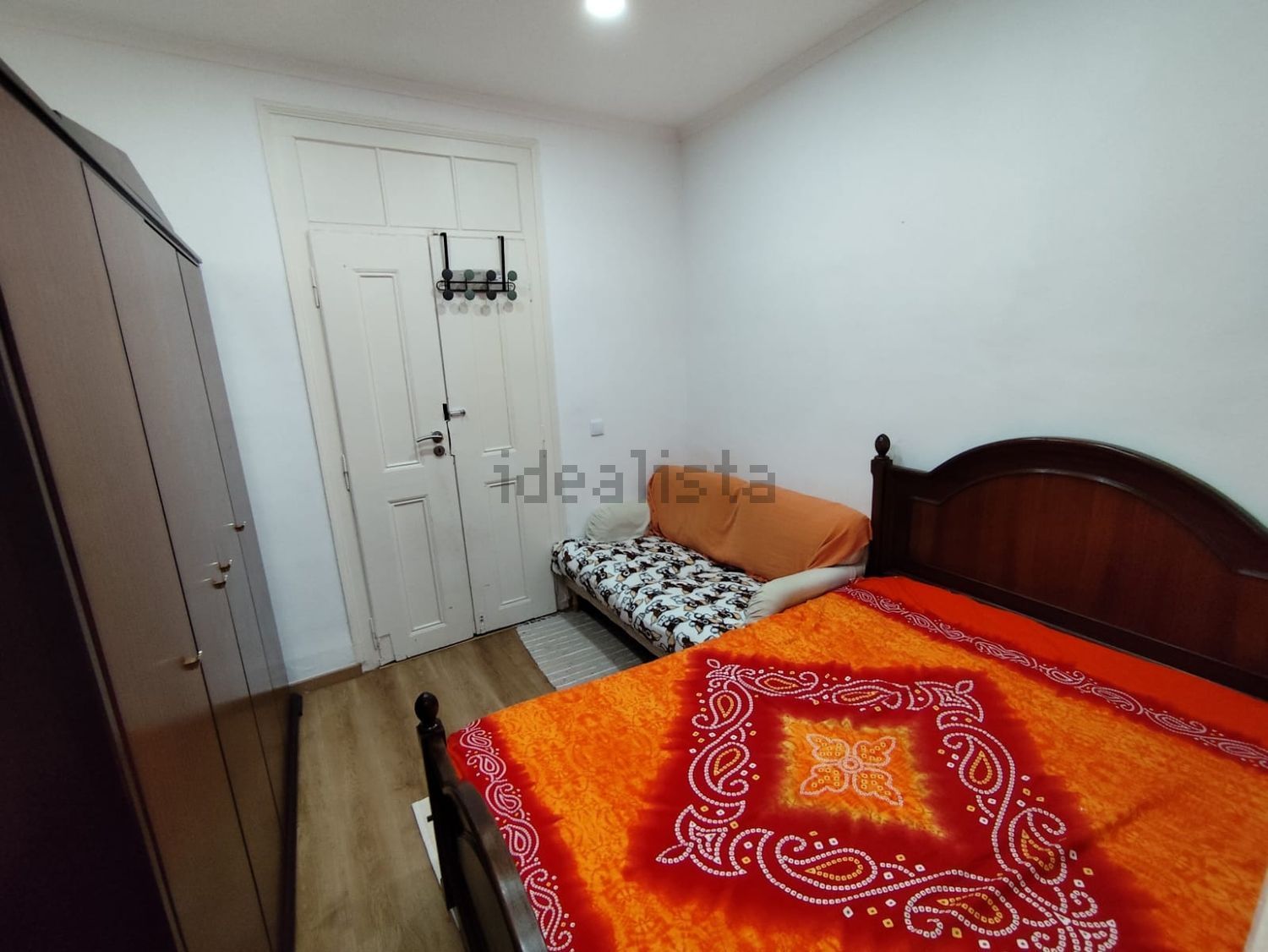 出租房间在Rua Do Vale Formoso, 141 - 卧室