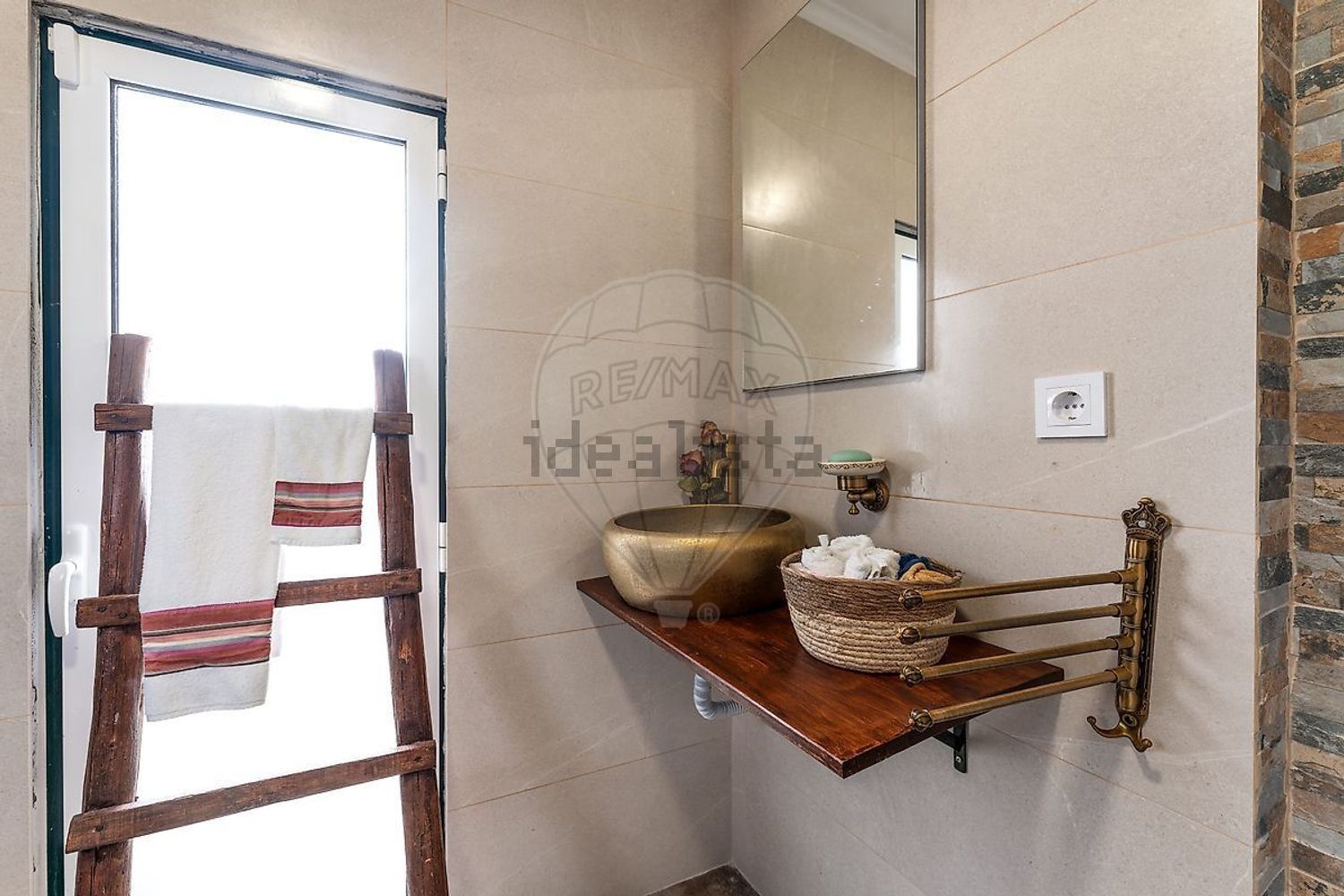 小楼房或独栋别墅出售在Carnota - 卫生间