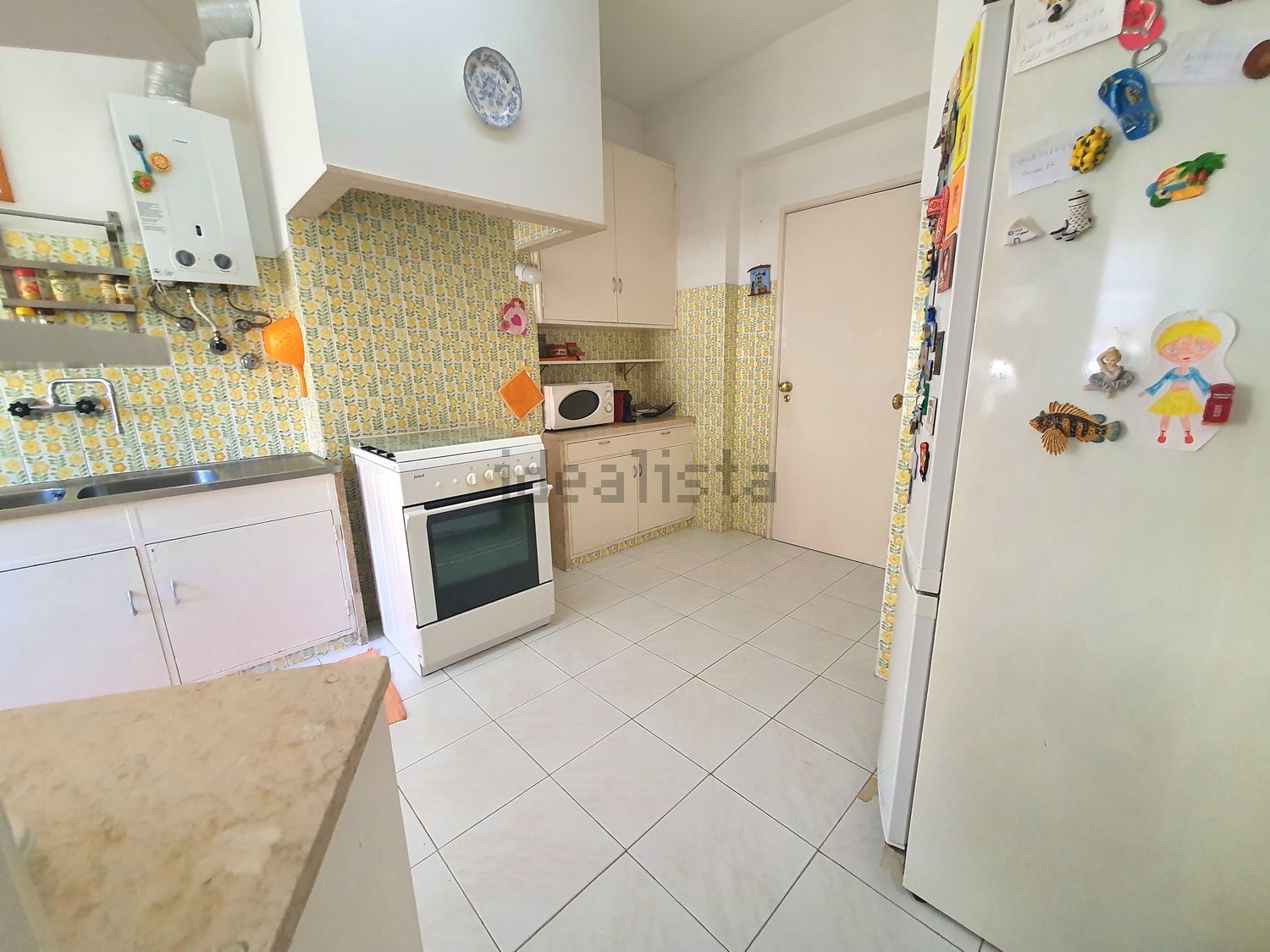 公寓 t4出售在Rua Doutor Mário Sacramento, 17 - 厨房