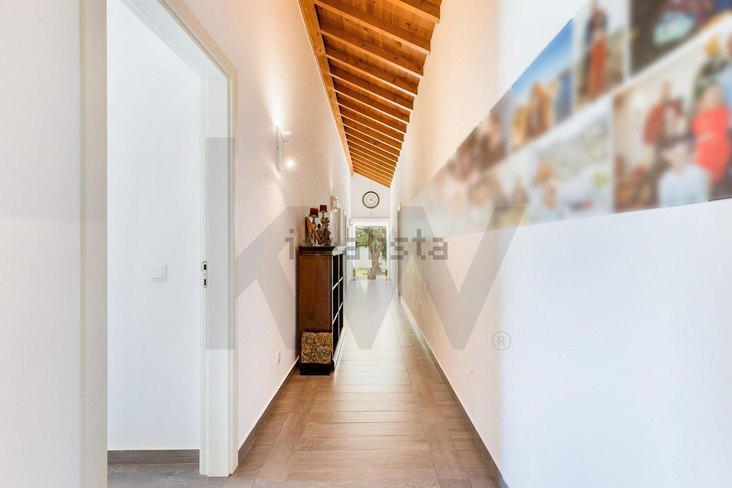 小楼房或独栋别墅出售在Rua de Cambelas - 过道