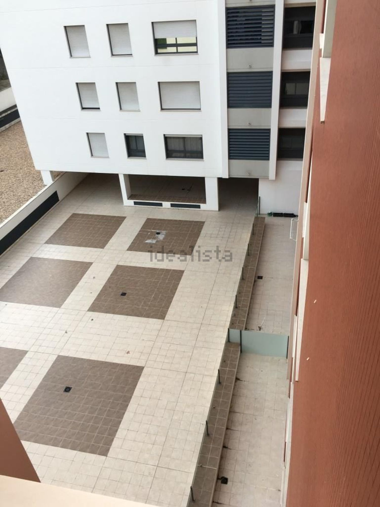 出租公寓 t2在Rua João Abel Manta, 1750 -131 - 详情