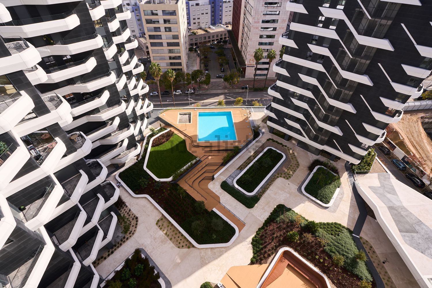 公寓 t3出售在Avenida Fernando Pessoa - 游泳池