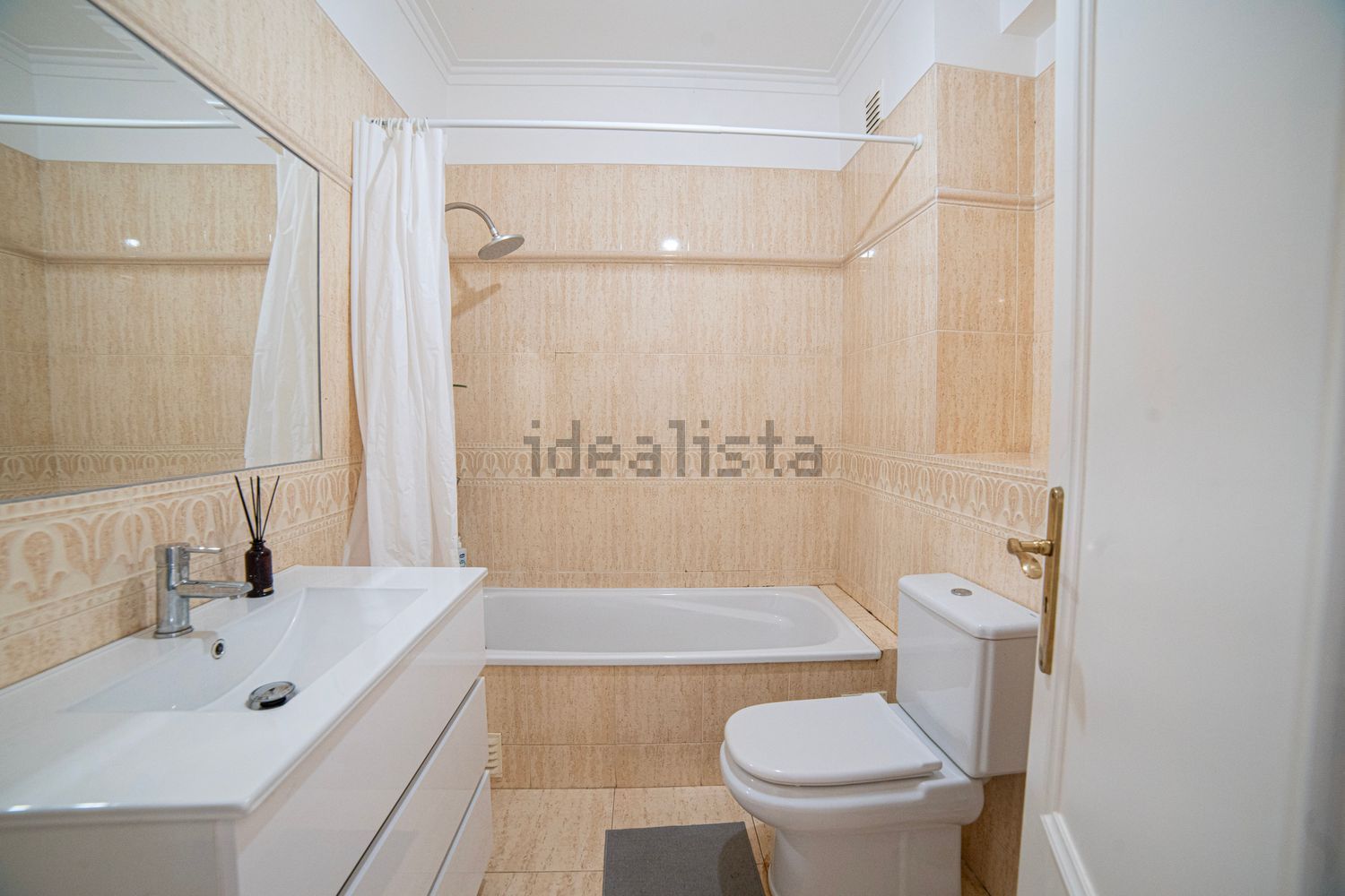 公寓 t2出售在Rua António Rebelo da Silva, 5 - 卫生间