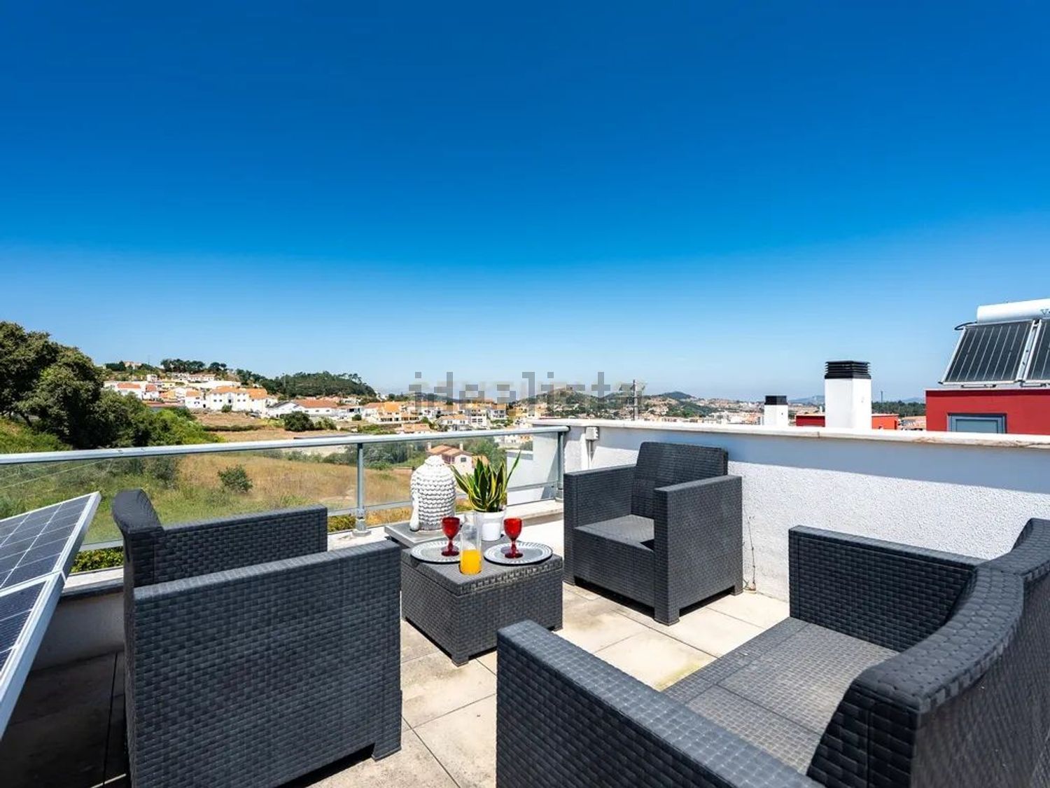 小楼房或独栋别墅出售在Rua dos Calços - 阳台