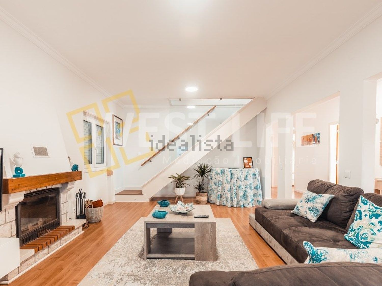 小楼房或独栋别墅出售在Centro - 客厅