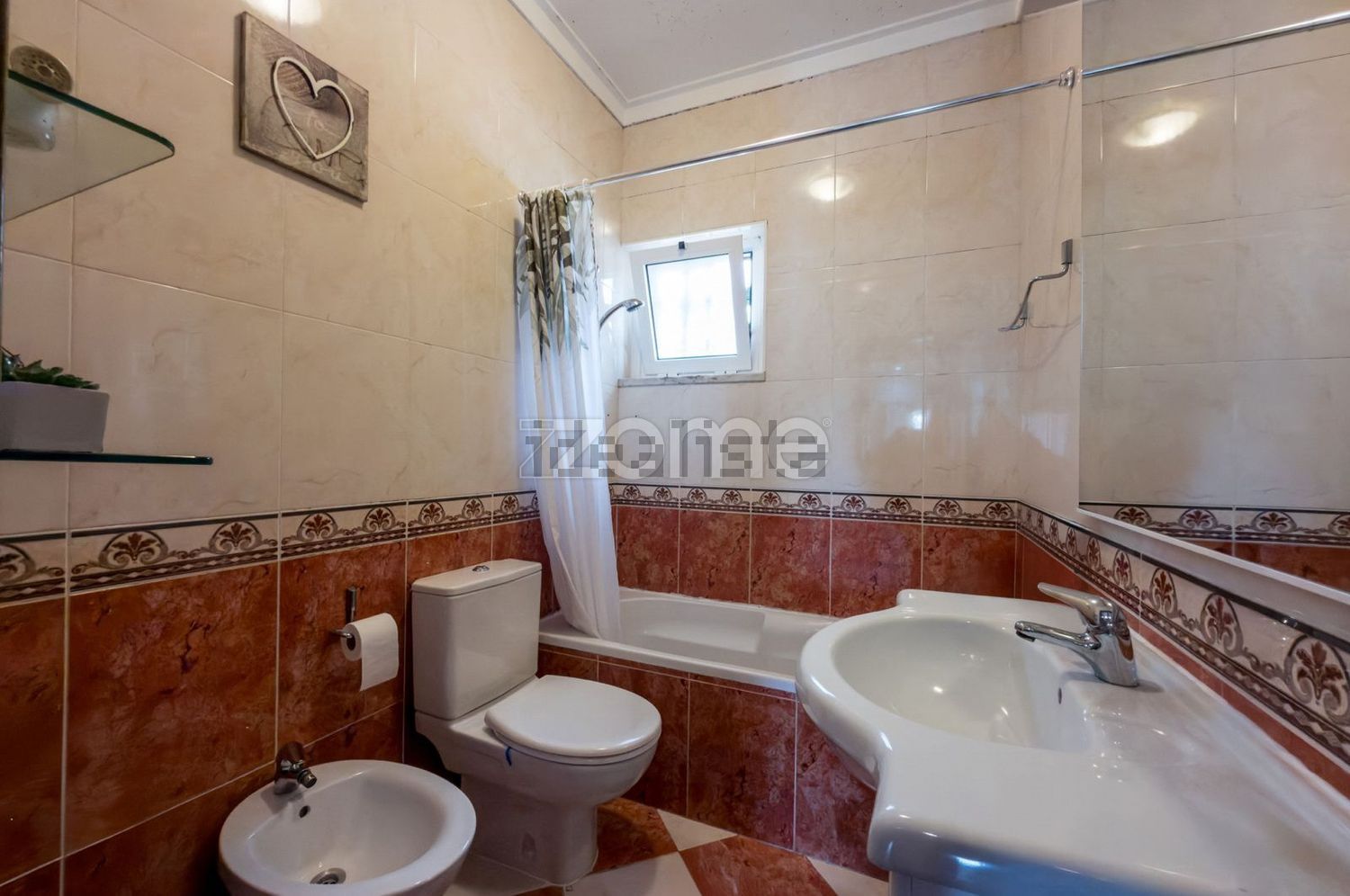 小楼房或独栋别墅出售在Rua Faustino Freitas, 31 - 卫生间