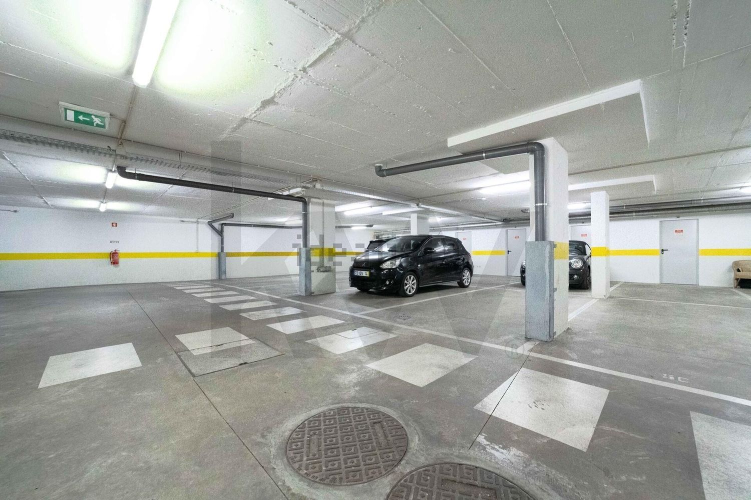 公寓 t1出售在Rua Luciano Cordeiro, 46 - 停车位