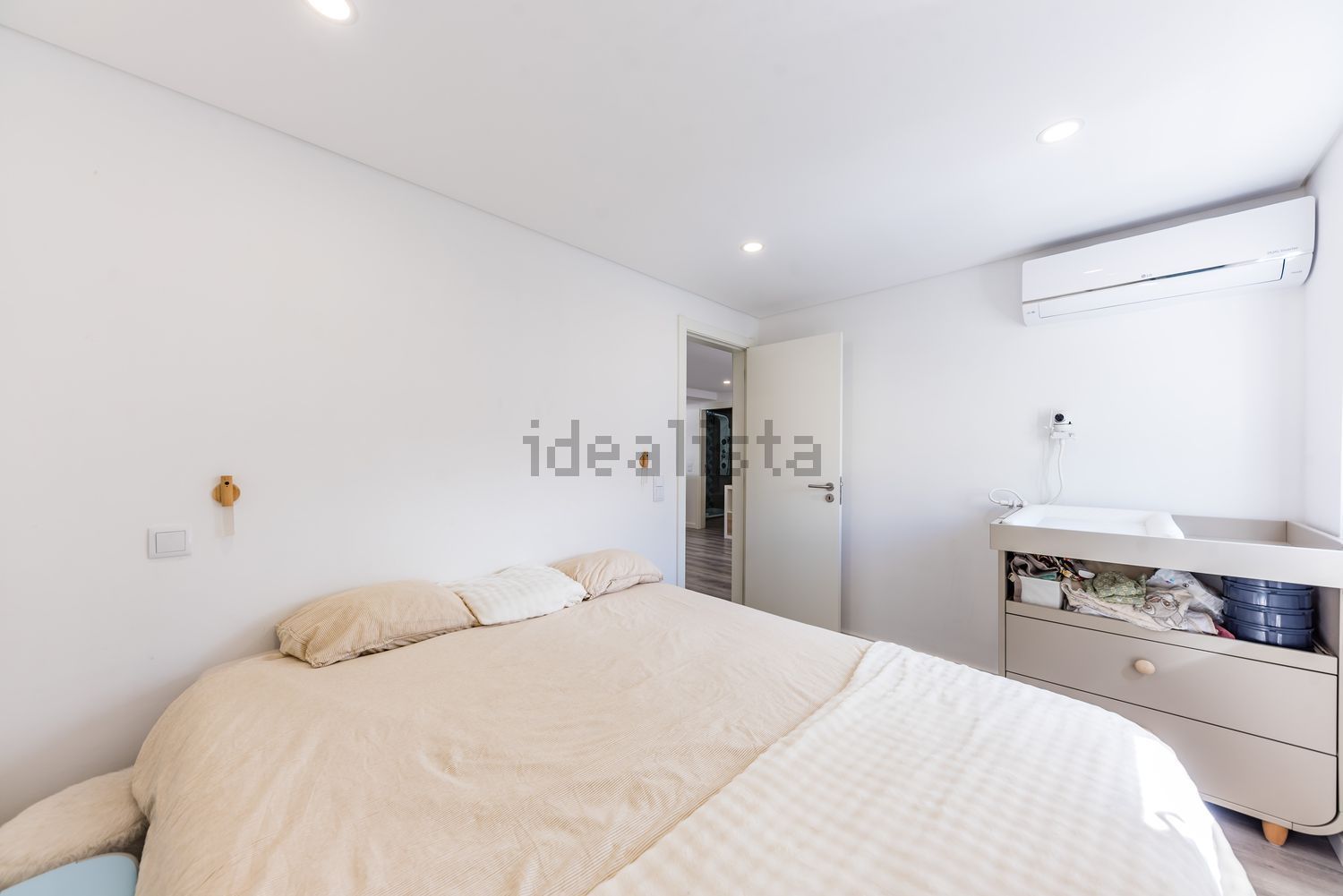 公寓 t3出售在Rua Capitão-Mor Lopes Sequeira - 卧室