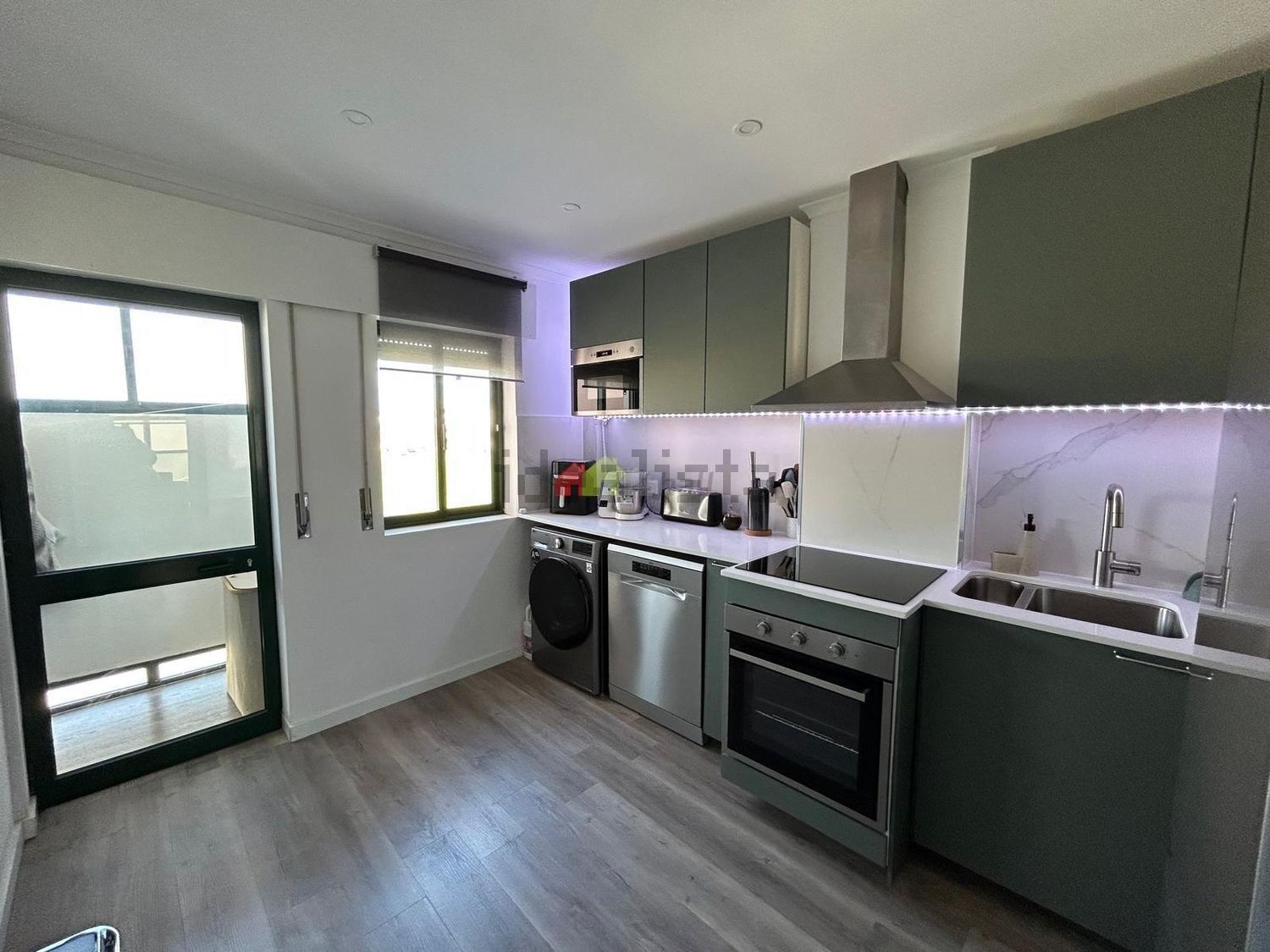 公寓 t2出售在Rua Gonçalo Anes da Ponte - 厨房