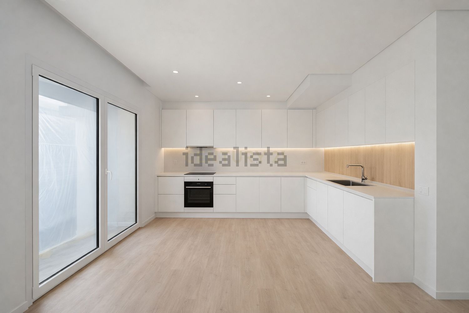 小楼房或独栋别墅出售在Rua Doutora Sara Benoliel, 2866 - 照片