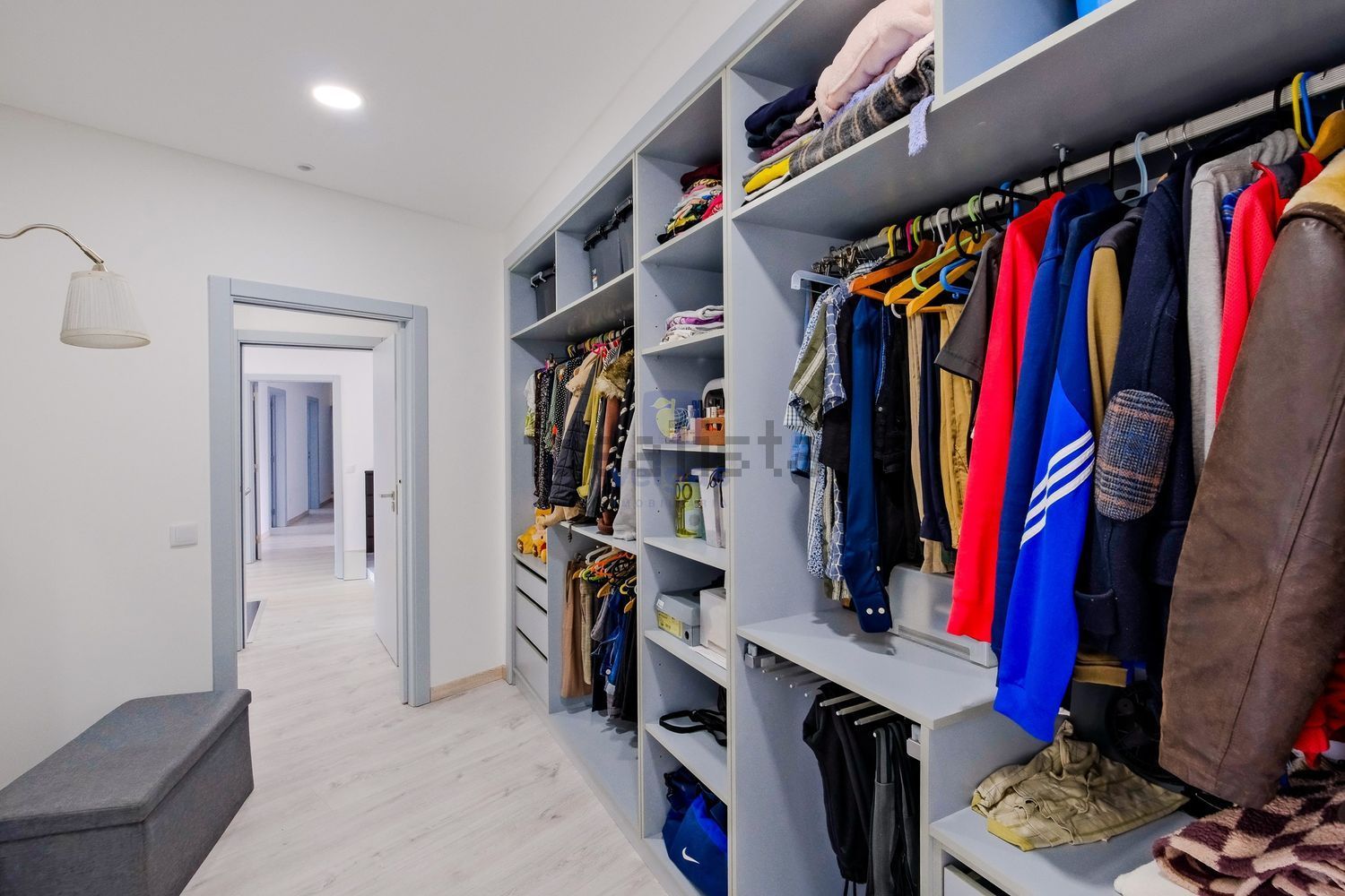 小楼房或别墅出售在Lousa - 试衣间