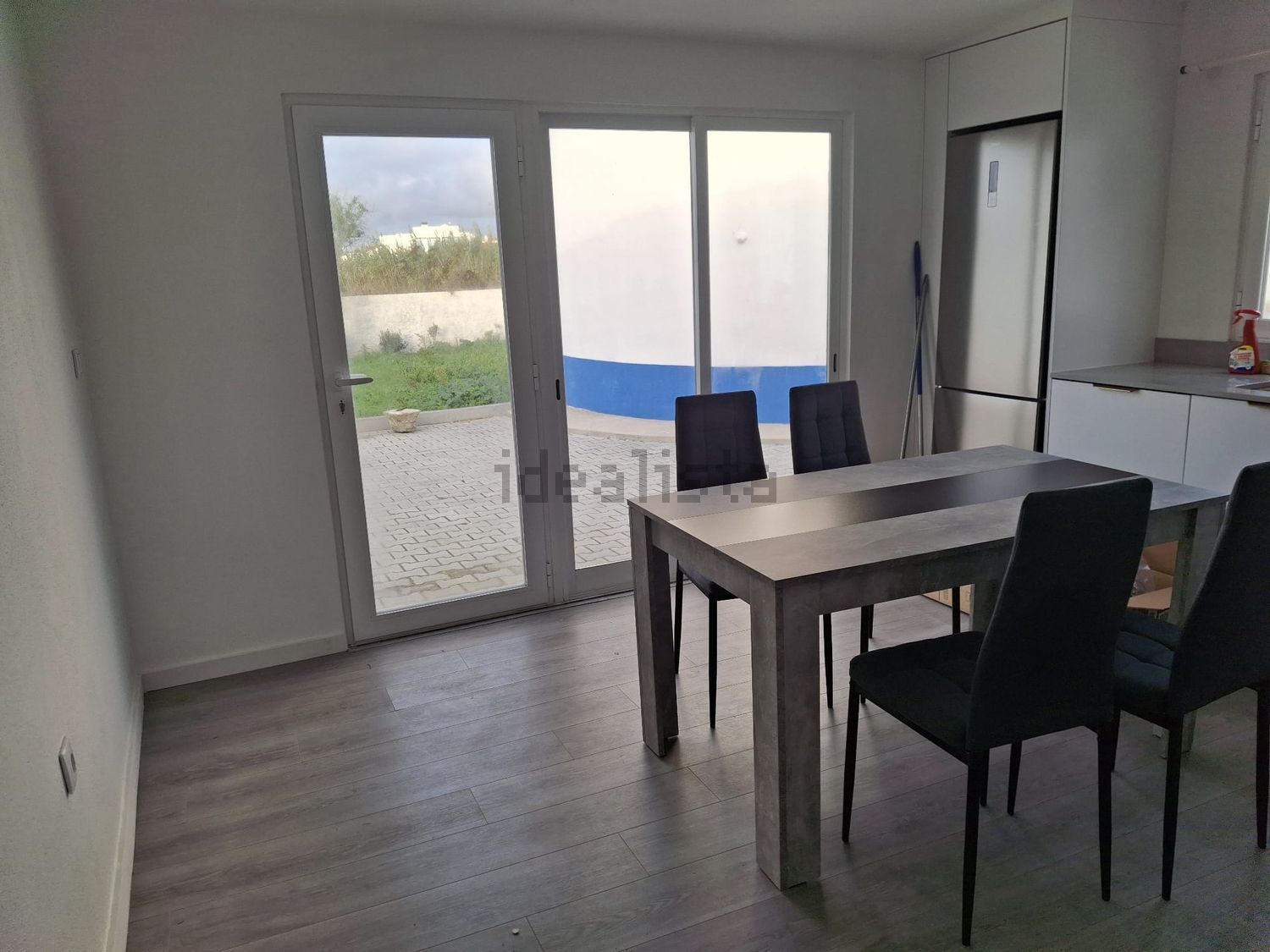 出租小镇楼房在Rua dos Moinhos - 客厅