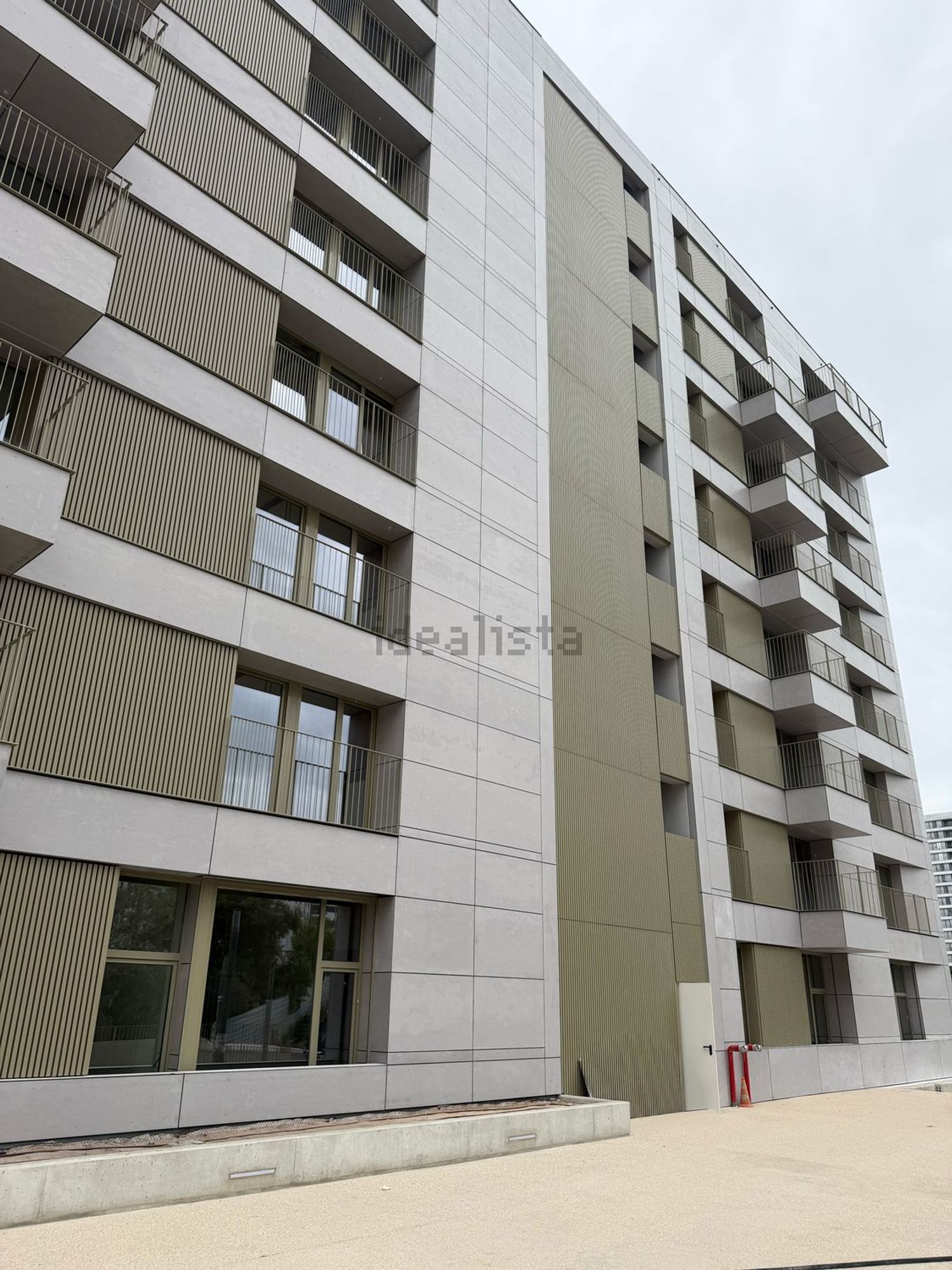 公寓 t2出售在Rua Pablo Neruda, 3 - 外立面