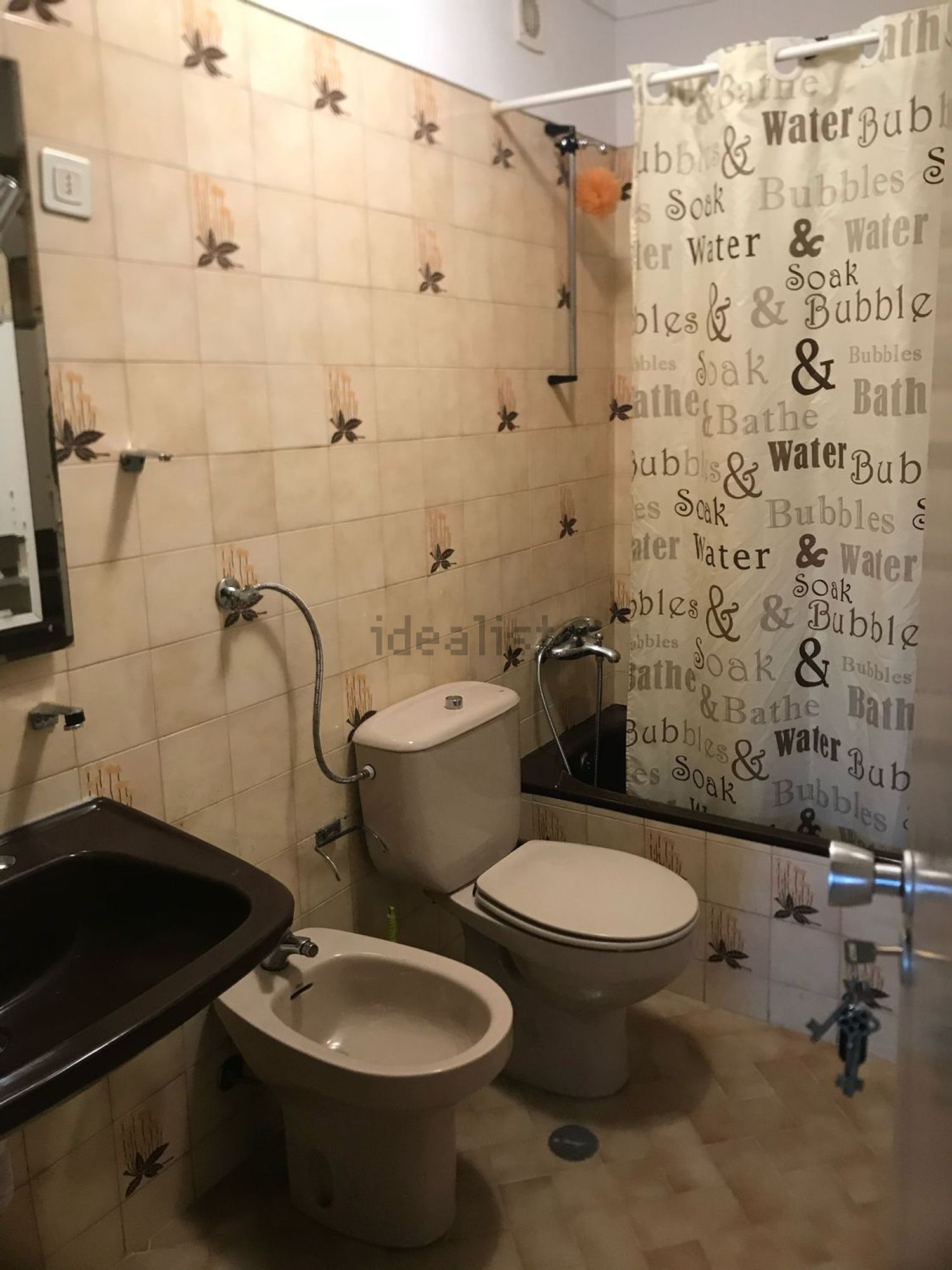 出租房间在Rua Adelaide Félix, 6 - 卫生间